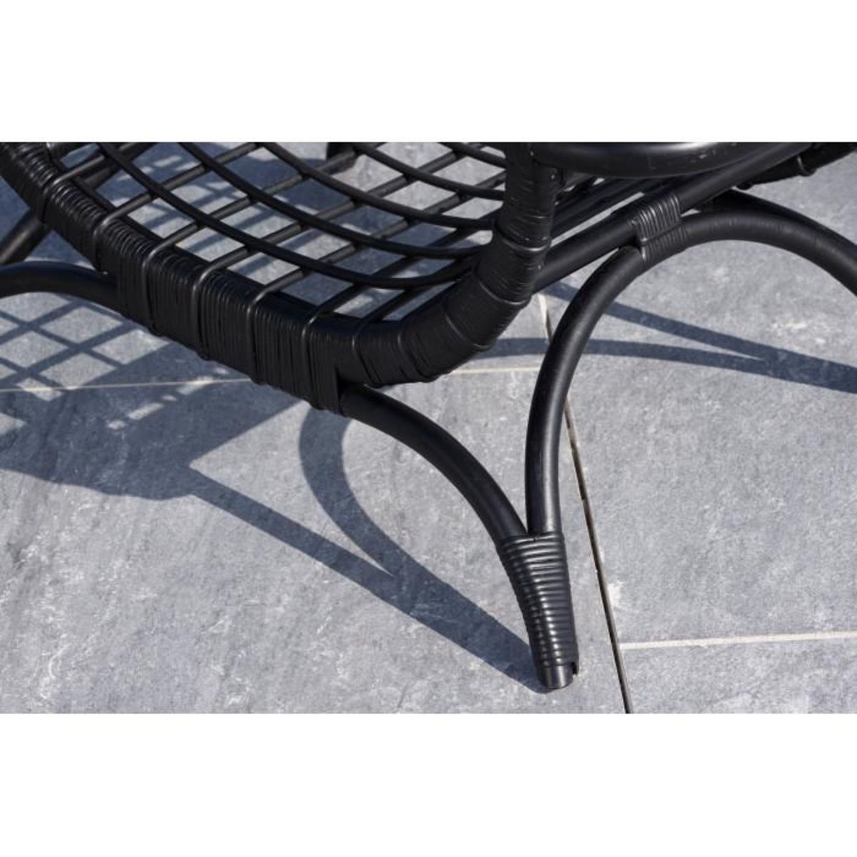 Paris Prix Table Basse de Jardin en Rotin  Moana  95cm Noir