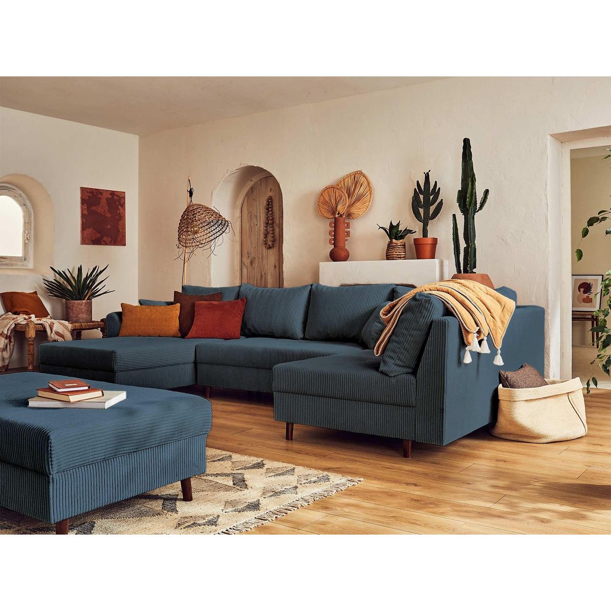 LISA DESIGN Rune - canapé panoramique d'angle droit - 7 places - avec pouf d'appoint - en velours côtelé