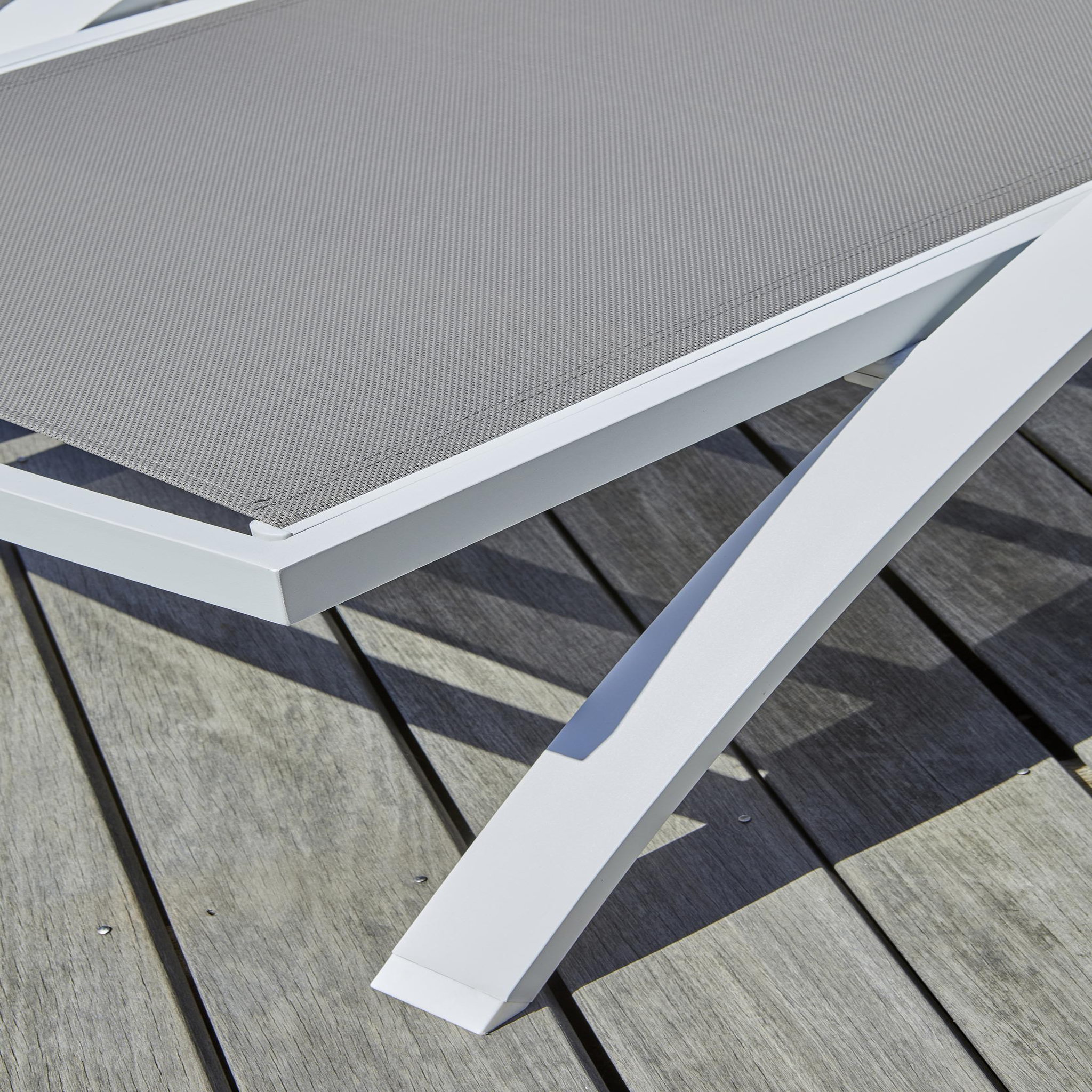 Voir la diapositive 4 : DCB GARDEN Chaise longue de jardin - Blanc - BARCELONA