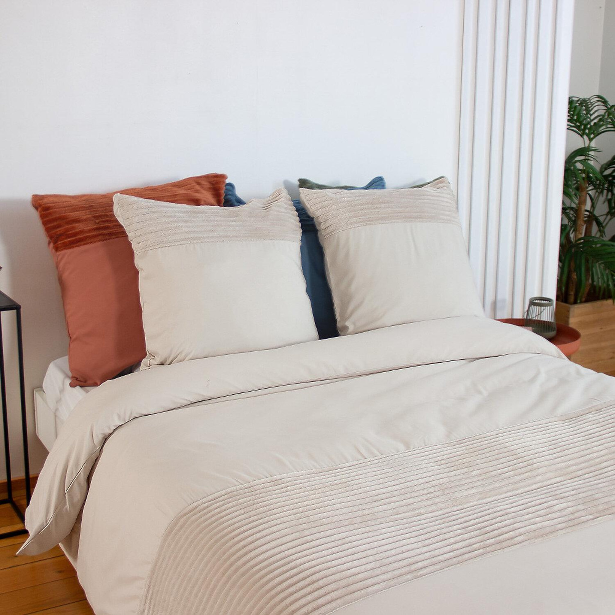 Voir la diapositive 2 : Home collection Parure housse de couette microfibre et velour