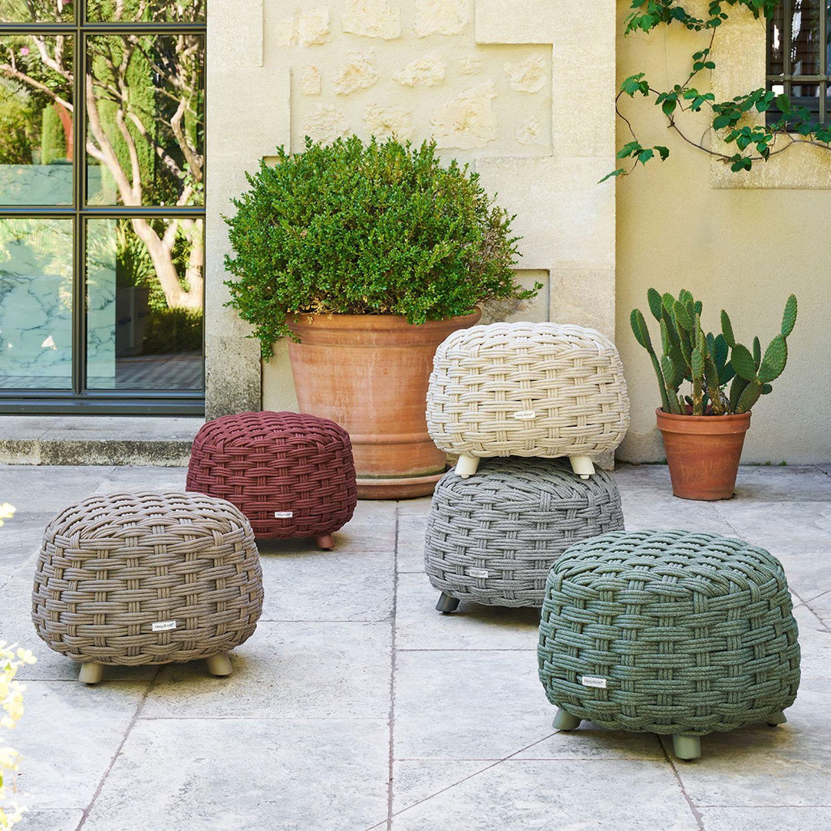 HESPERIDE Pouf de jardin tressé rond OBBAE