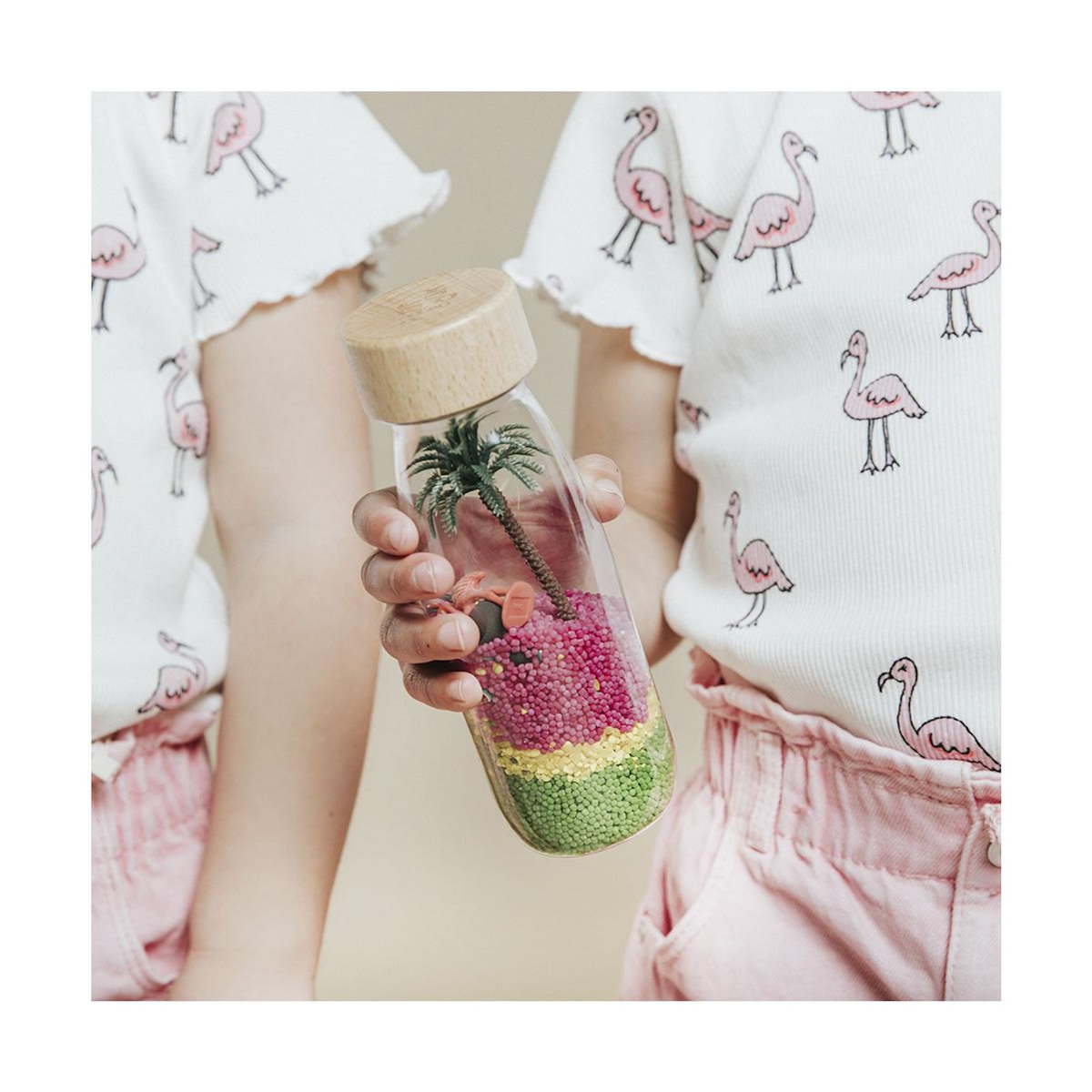 PETIT BOUM Bouteille sensorielle Spy Flamant rose