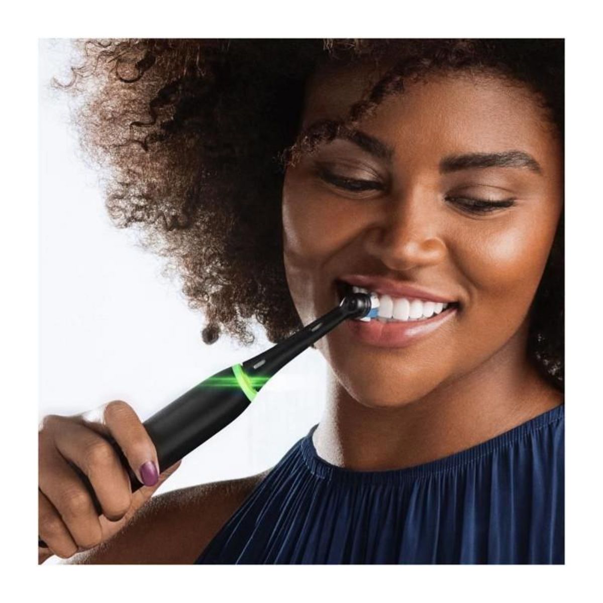 ORAL B Brosse a dents électrique ORAL-B iO5 connectée - 80363971 - noir - sans fil