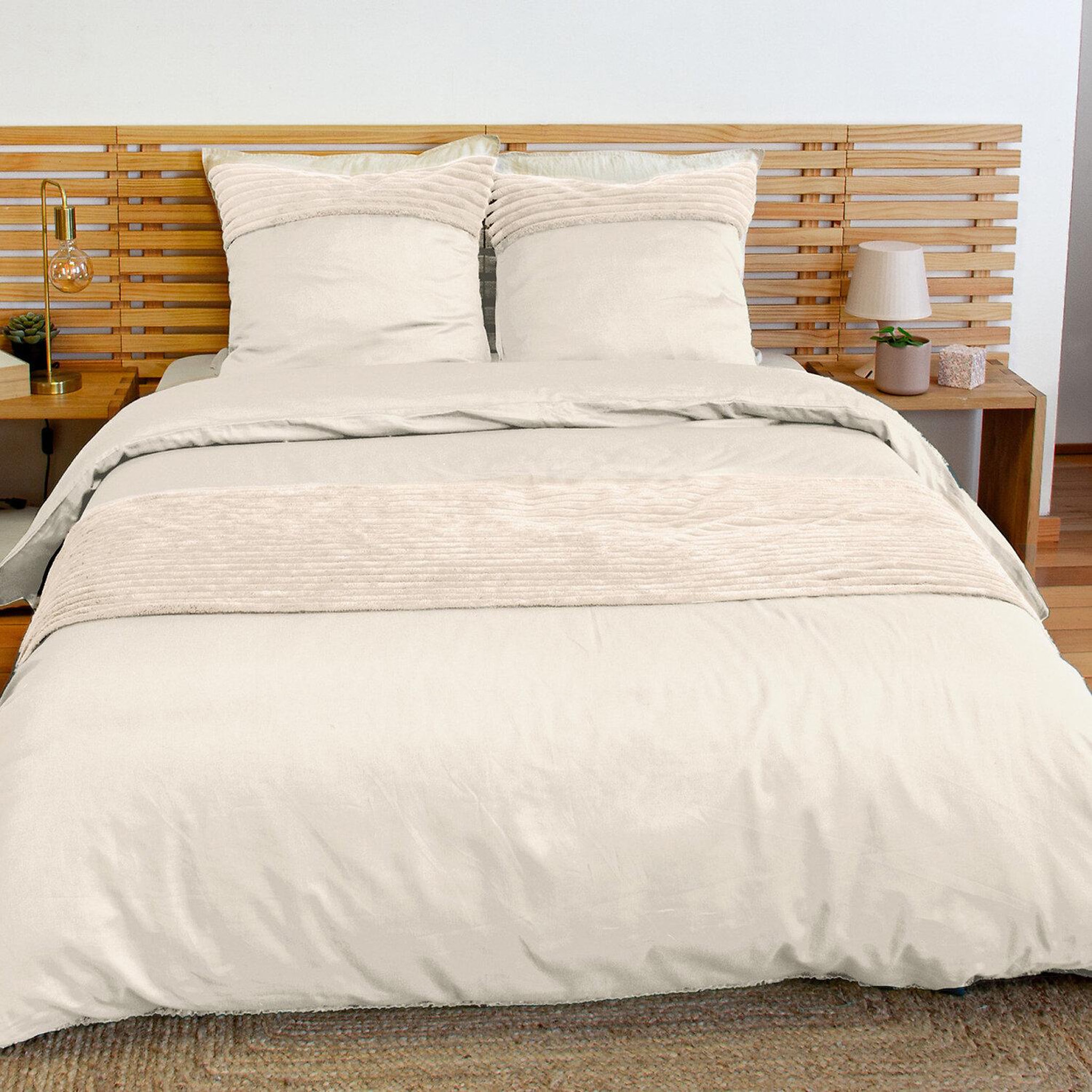 Voir la diapositive 1 : Home collection Parure housse de couette microfibre et velour
