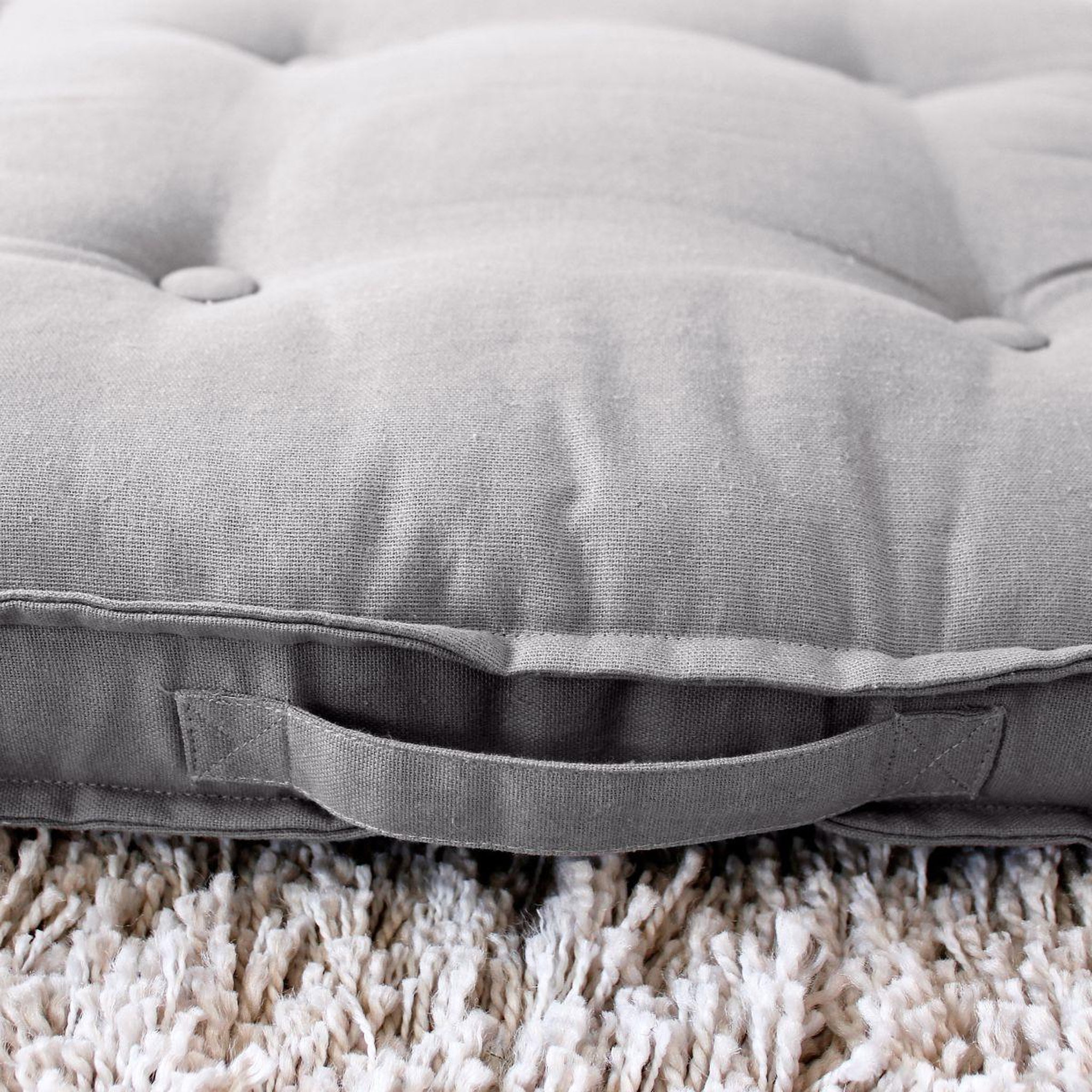Voir la diapositive 4 : ENJOY HOME Coussin de Sol Uni  Panama  50x50cm Gris Clair