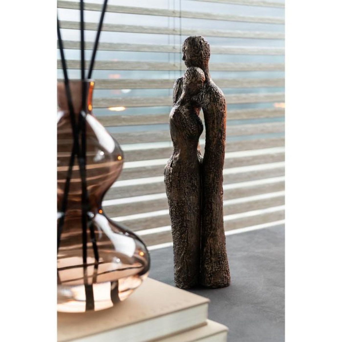 Paris Prix Statuette Couple Debout  Câlin  48cm Marron & Or