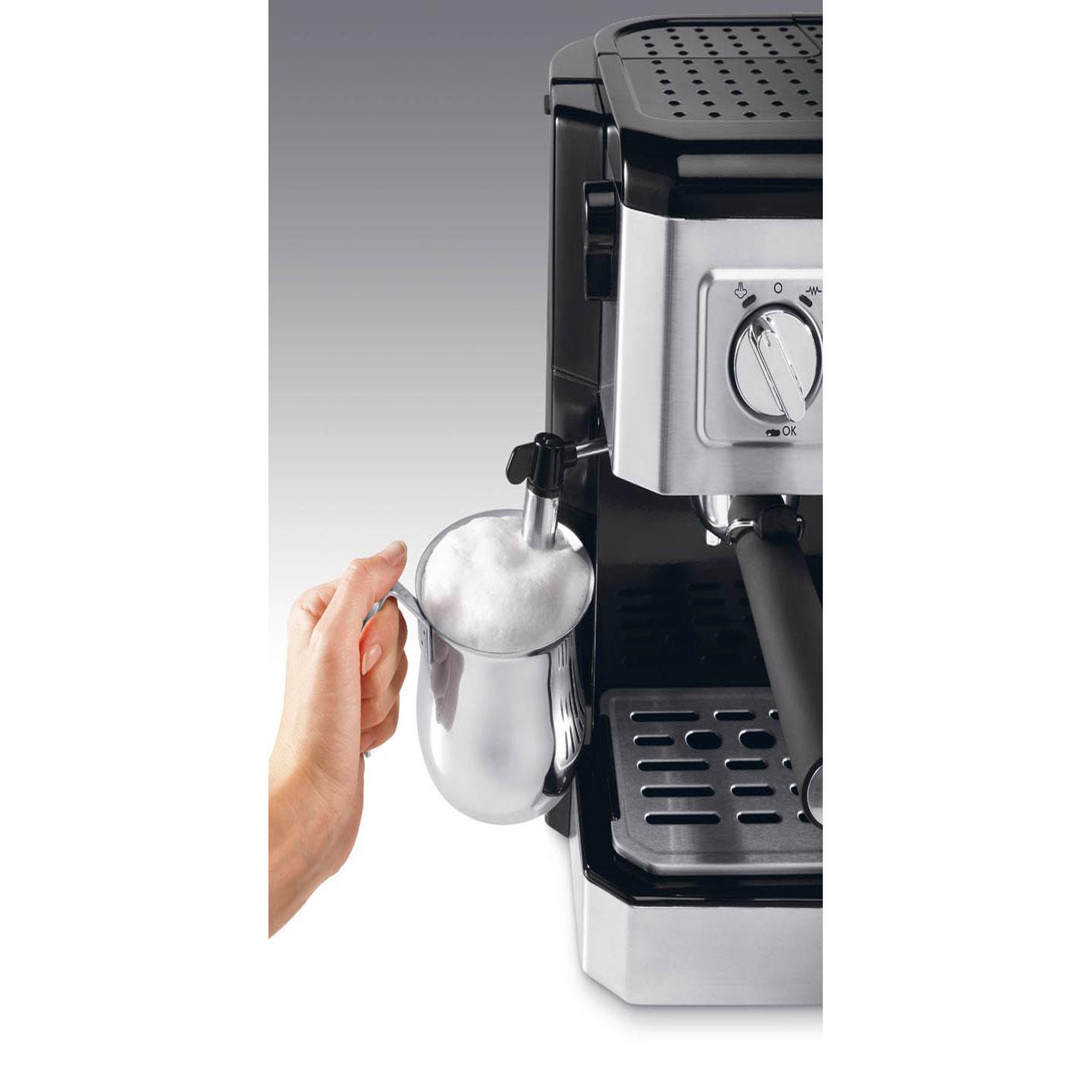 Voir la diapositive 4 : DELONGHI Combiné expresso cafetière 15bars inox/noir - bco421s