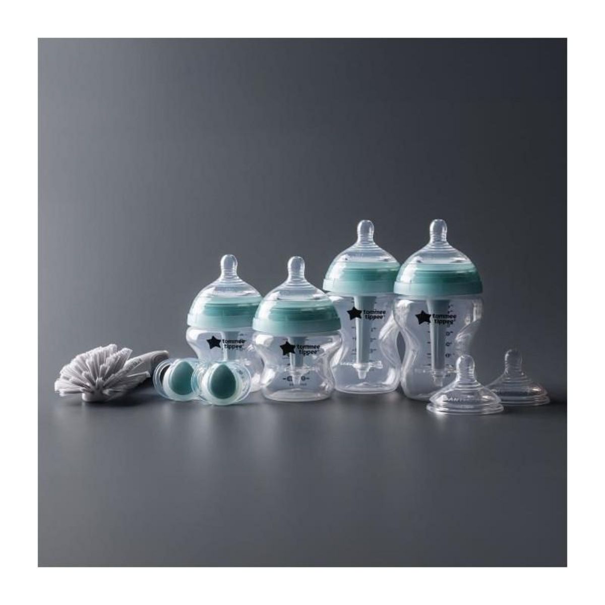 TOMMEE TIPPEE Coffret biberons - TOMMEE TIPPEE - Anti-colique Avancé - 4x biberons 150 ml / 260 ml - 2x tétines - Anti-colique - Nouveau-né