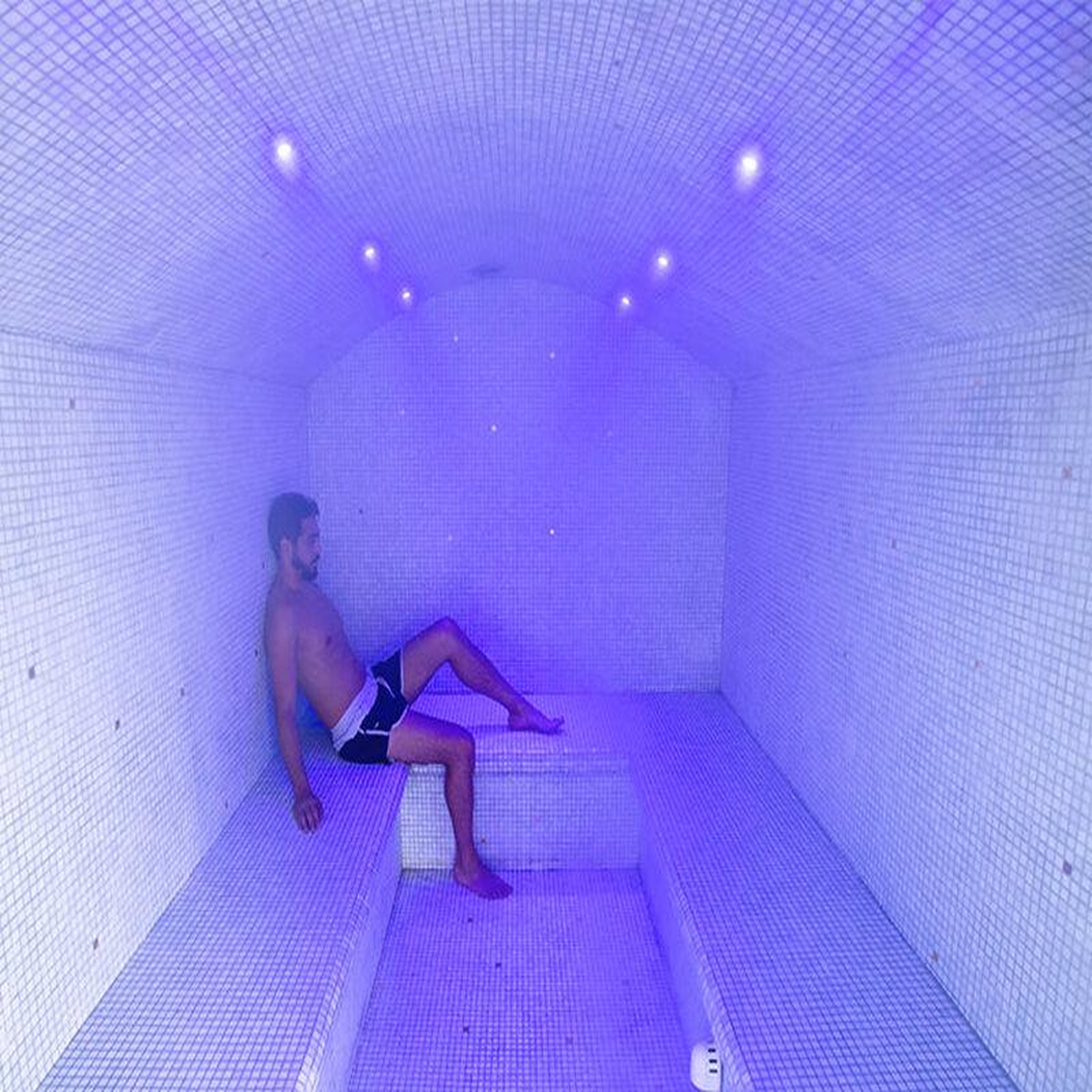 Voir la diapositive 6 : Smartbox 1 nuit en hôtel 4 étoiles avec accès spa à cannes - coffret cadeau séjour