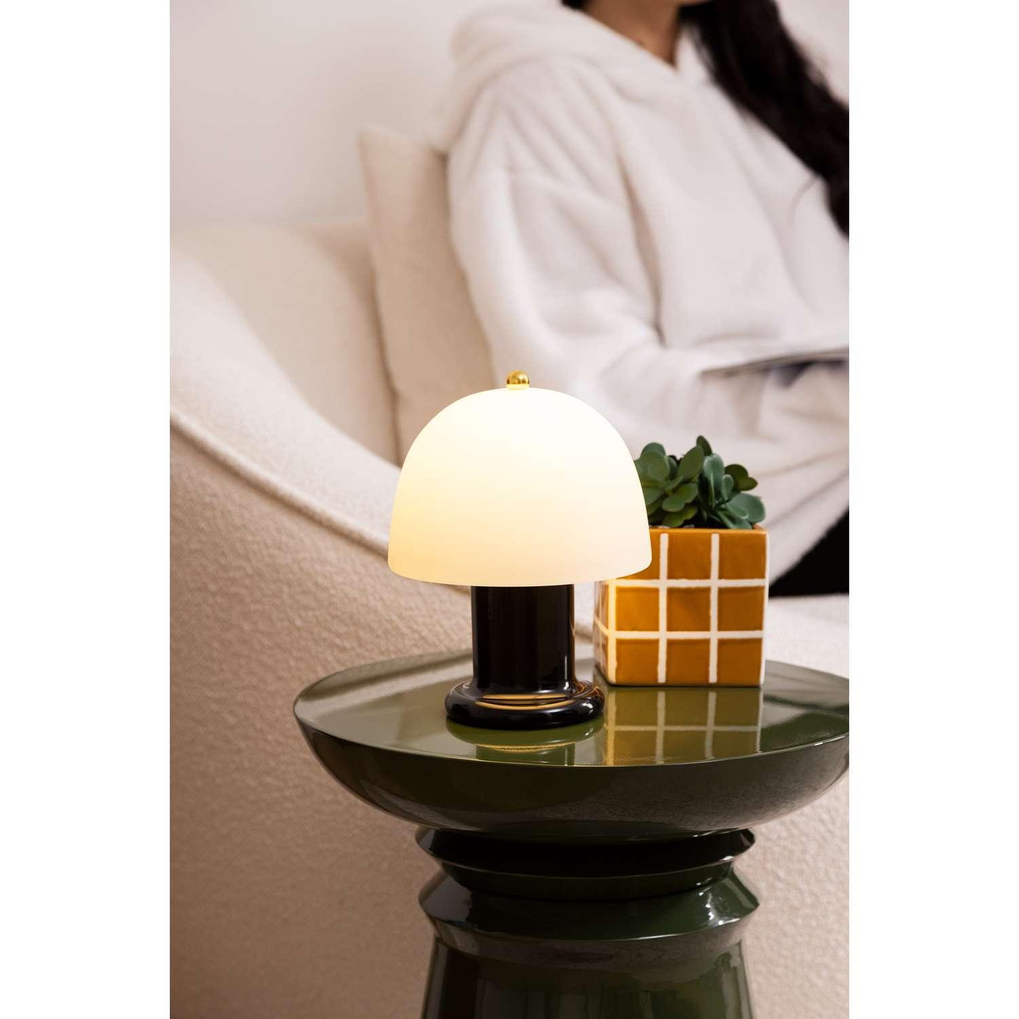 Voir la diapositive 5 : ATMOSPHERA Lampe led à poser seattle - h. 21 cm - noir