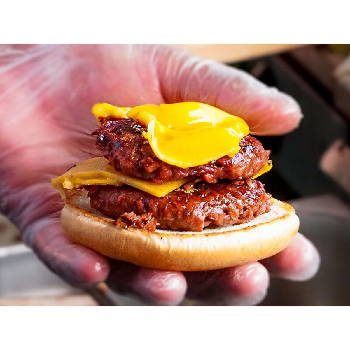 Smartbox Repas gourmand et éthique : burger avec frites dans un fast-food 100 % vegan - Coffret Cadeau Gastronomie