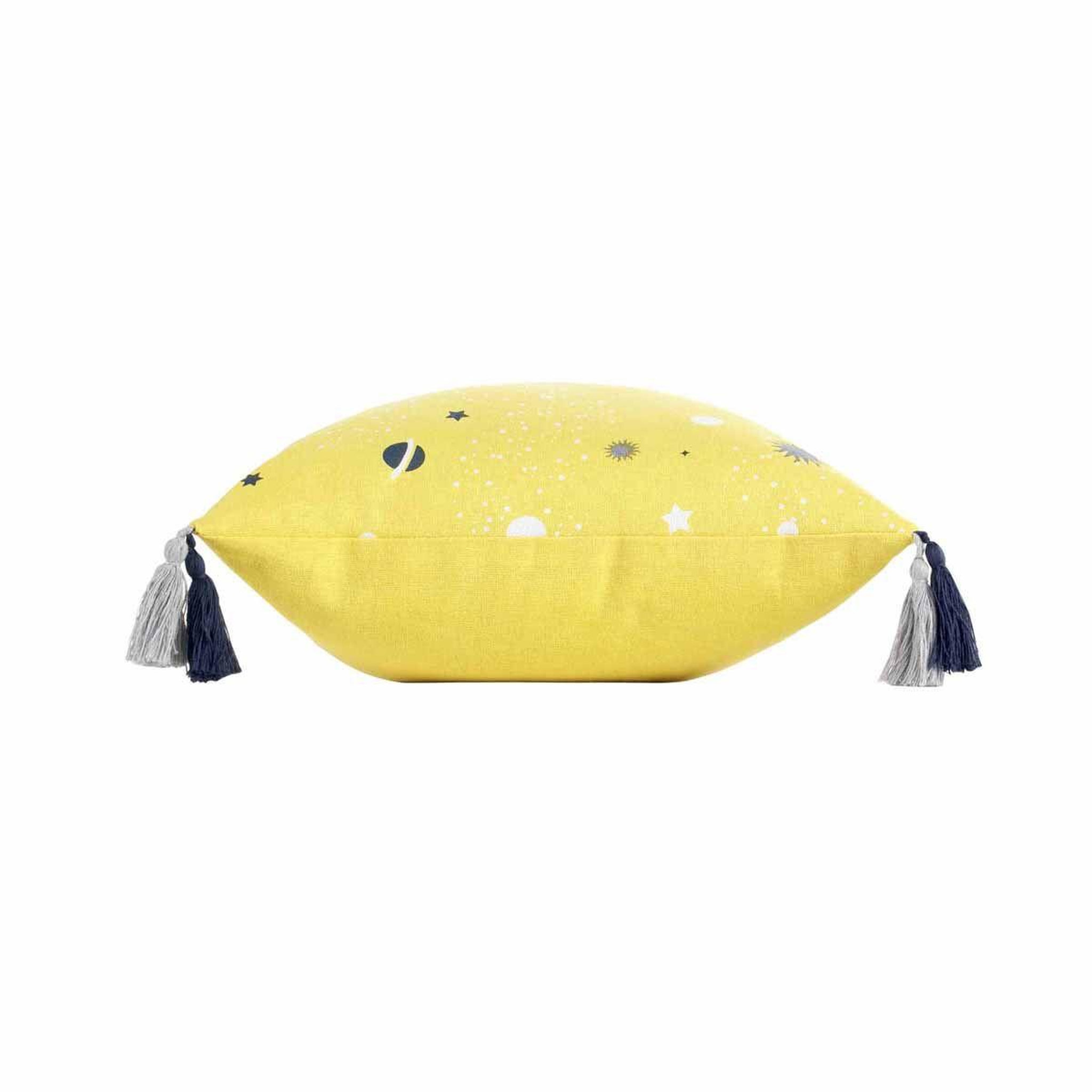 Voir la diapositive 2 : Douceur d'Intérieur Coussin à pompons  petit astronaute  30x50cm jaune