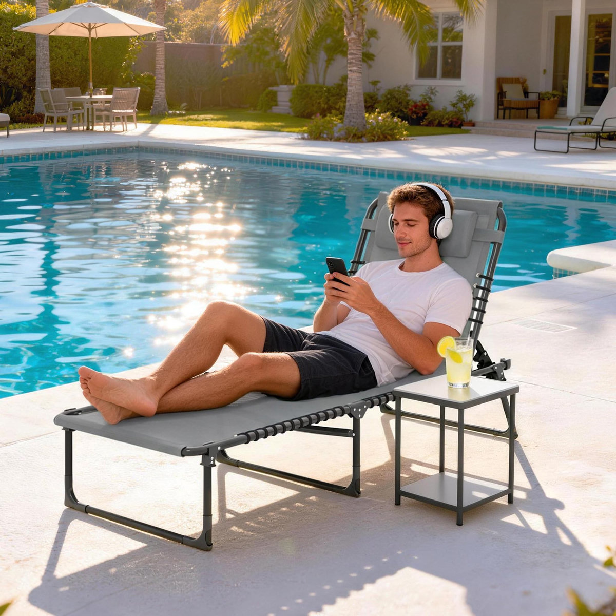 OUTSUNNY Bain de soleil transat pliable dossier inclinable multi-positions acier thermoplastique lacets élastiques noir textilène gris clair