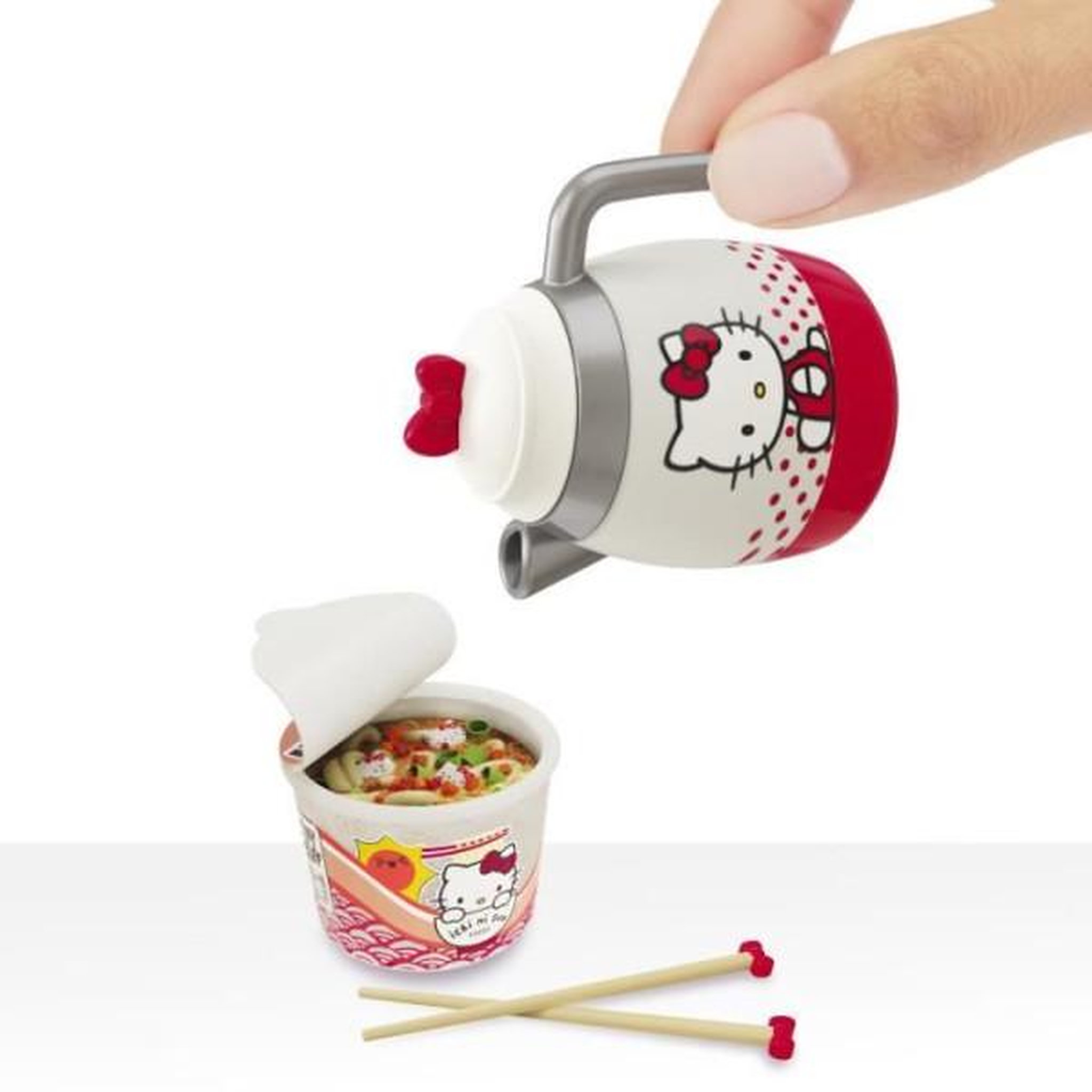 Voir la diapositive 3 : Jeu créatif Miniverse MGA s Make It Mini Sanrio Modèle aléatoire