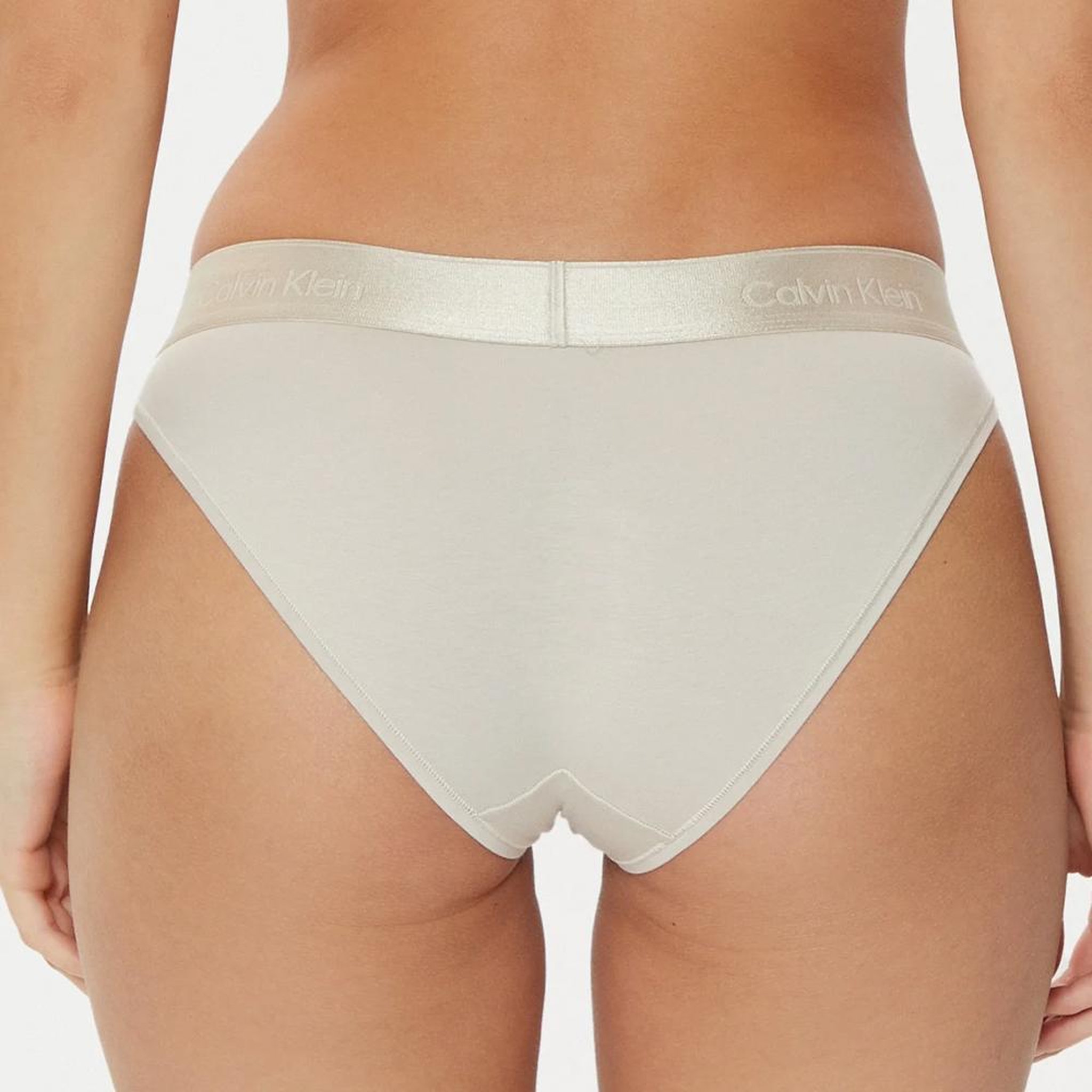 Voir la diapositive 2 : CALVIN KLEIN JEANS Culotte Beige Femme Calvin Klein Jeans Cocoon
