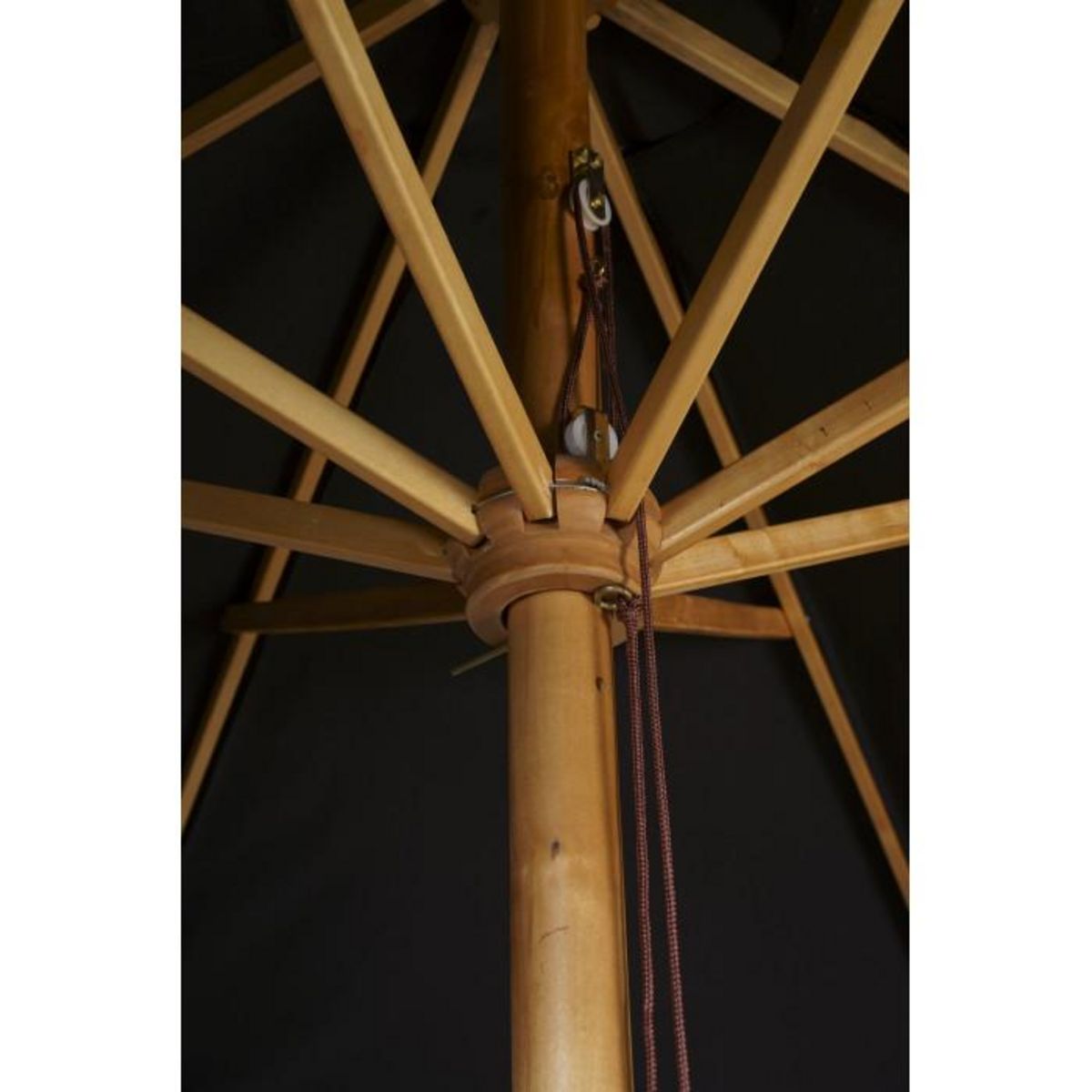 Paris Prix Parasol en Bois  Ixos  300cm Noir
