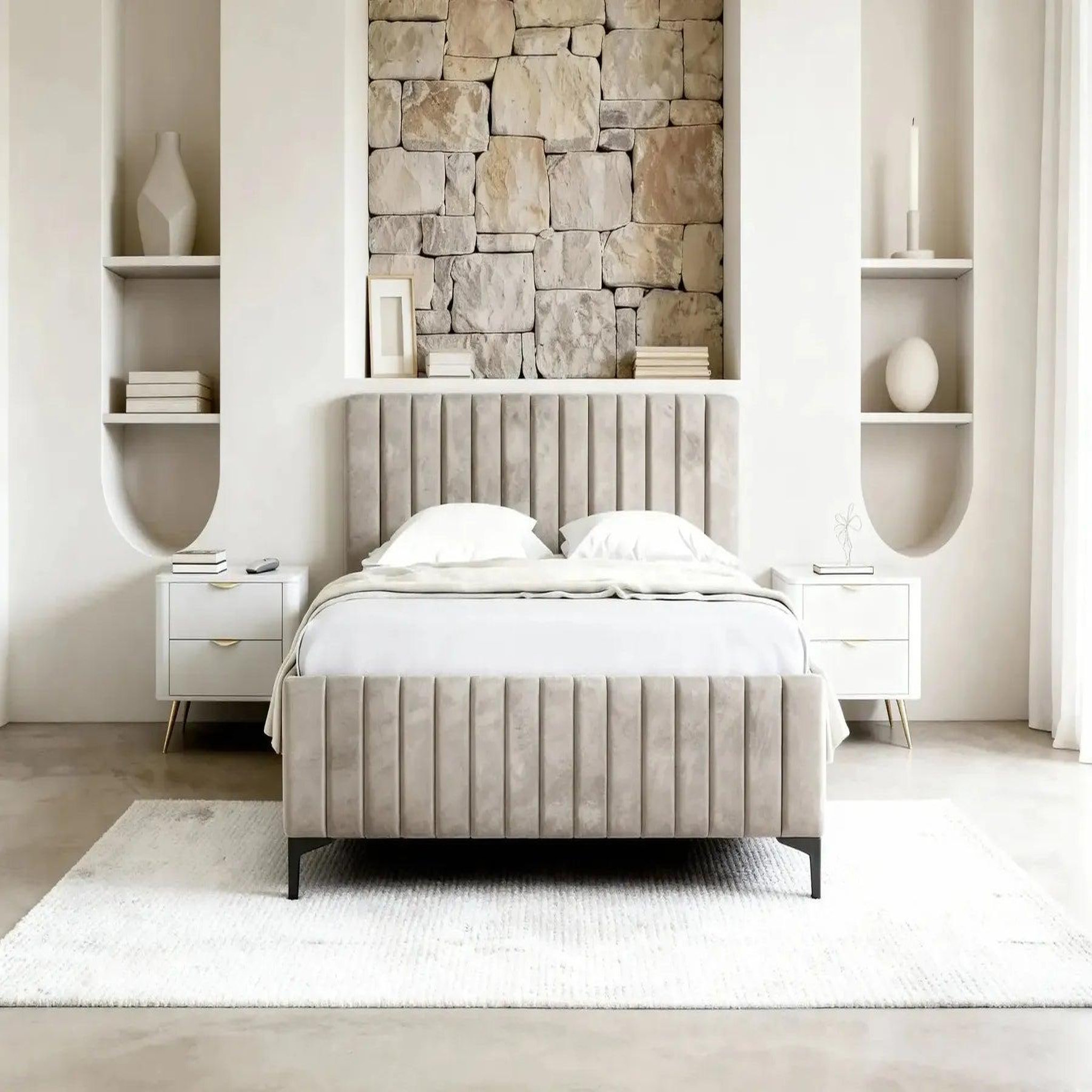 Voir la diapositive 3 : CASANOVA PARIS Eden - lit coffre tissu velours