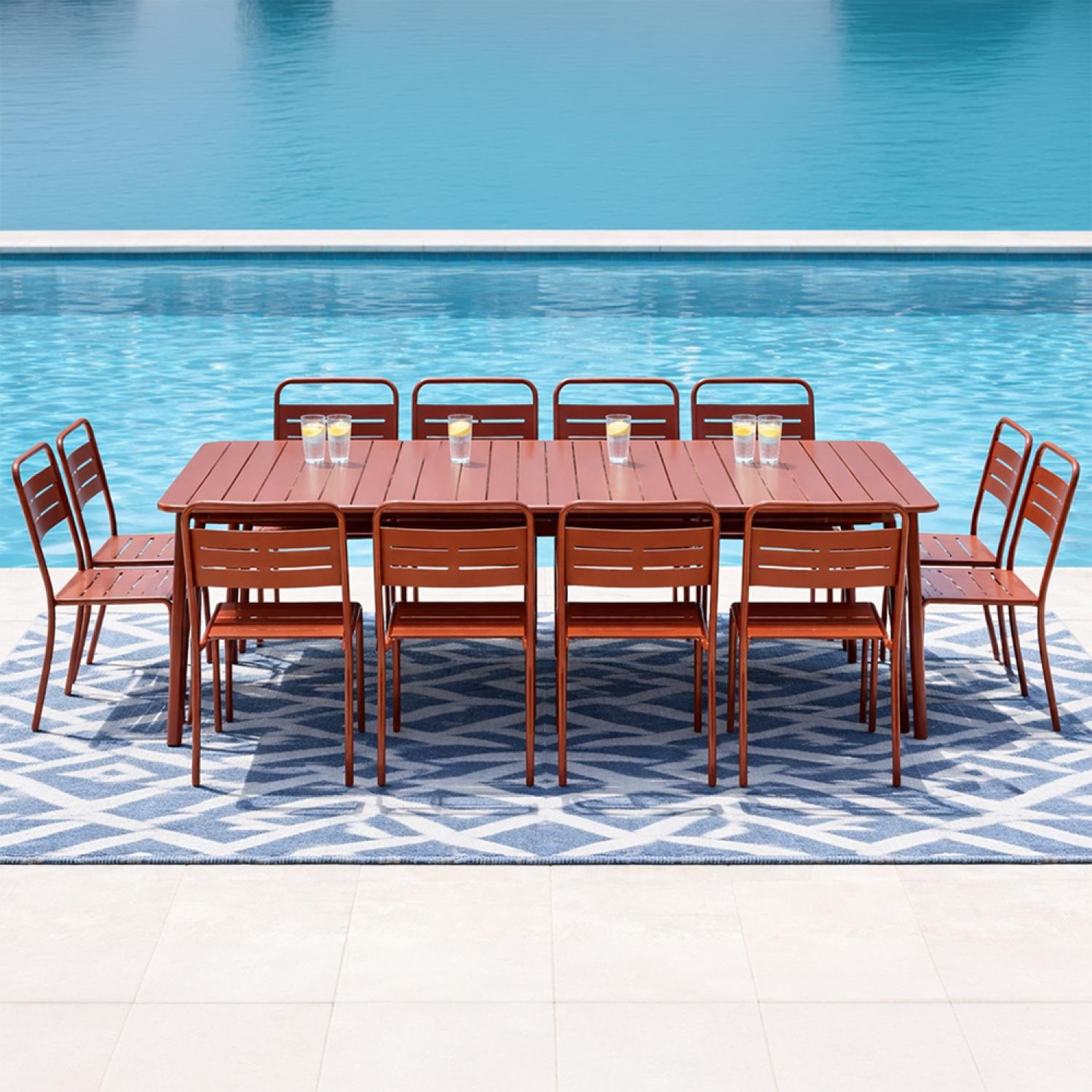 Voir la diapositive 5 : CONCEPT USINE Ensemble table de jardin 234 cm et 10 chaises terracotta bergame