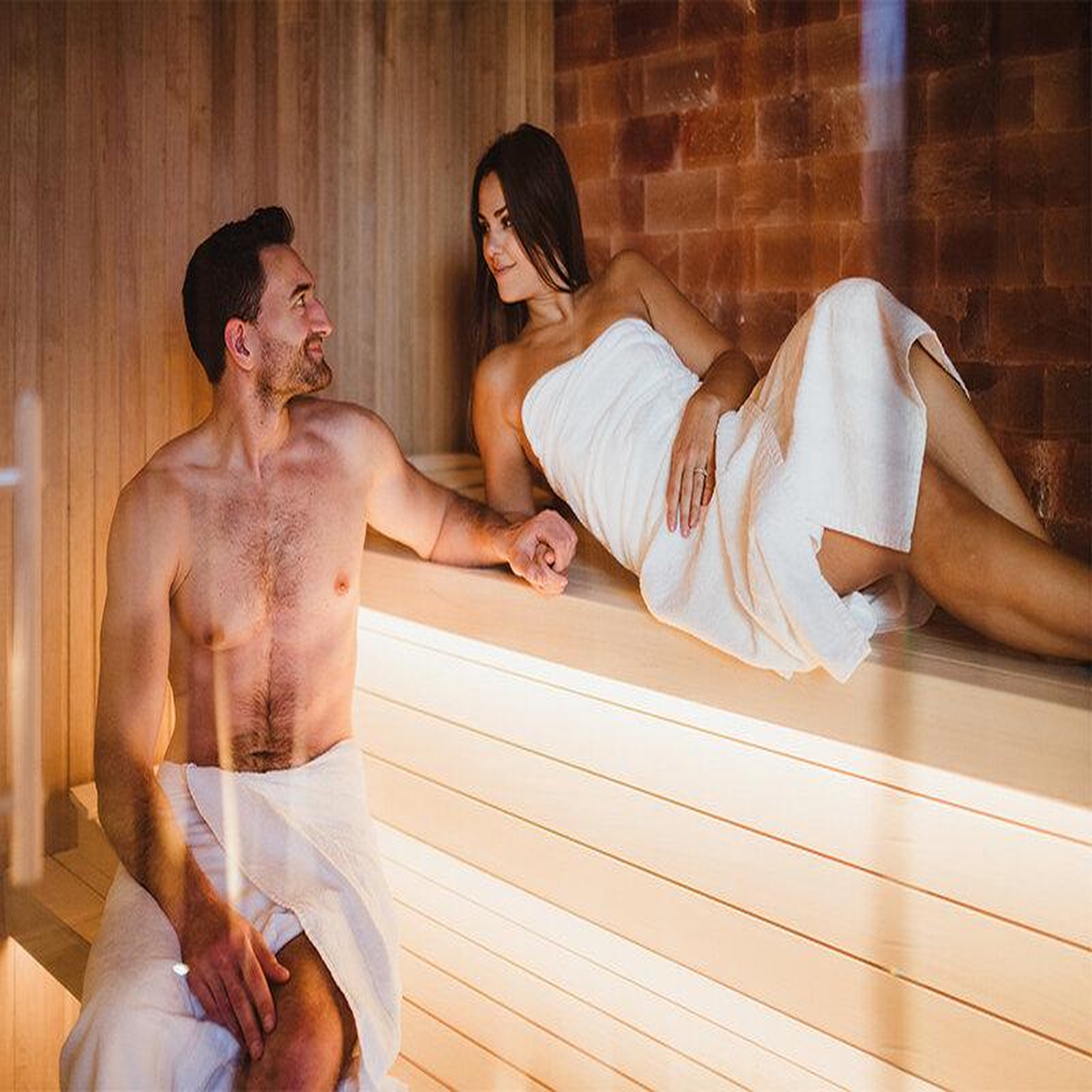 Voir la diapositive 3 : Smartbox Noces de cire : joyeux 4e anniversaire de mariage ! - Coffret Cadeau Multi-thèmes