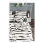 Voir la diapositive 3 : GENERIQUE Parure de lit - 1 housse de couette 220 x 240 cm + 2 taies d'oreiller 60 x 60 cm - 65% coton, 35% polyester - Blanc