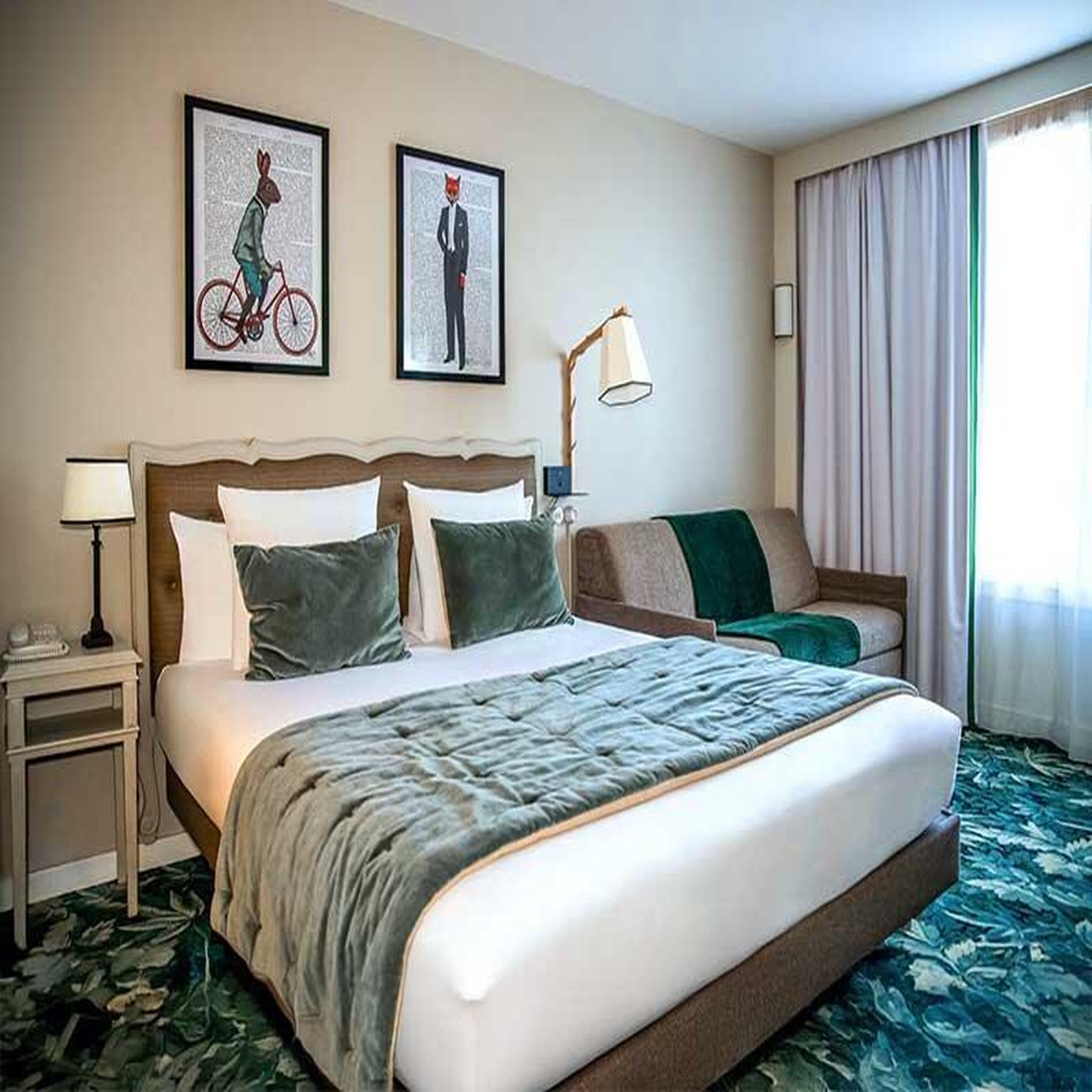 Voir la diapositive 3 : Smartbox 2 jours en hôtel 4* avec balade à cheval, piscine et sauna près de paris - coffret cadeau séjour