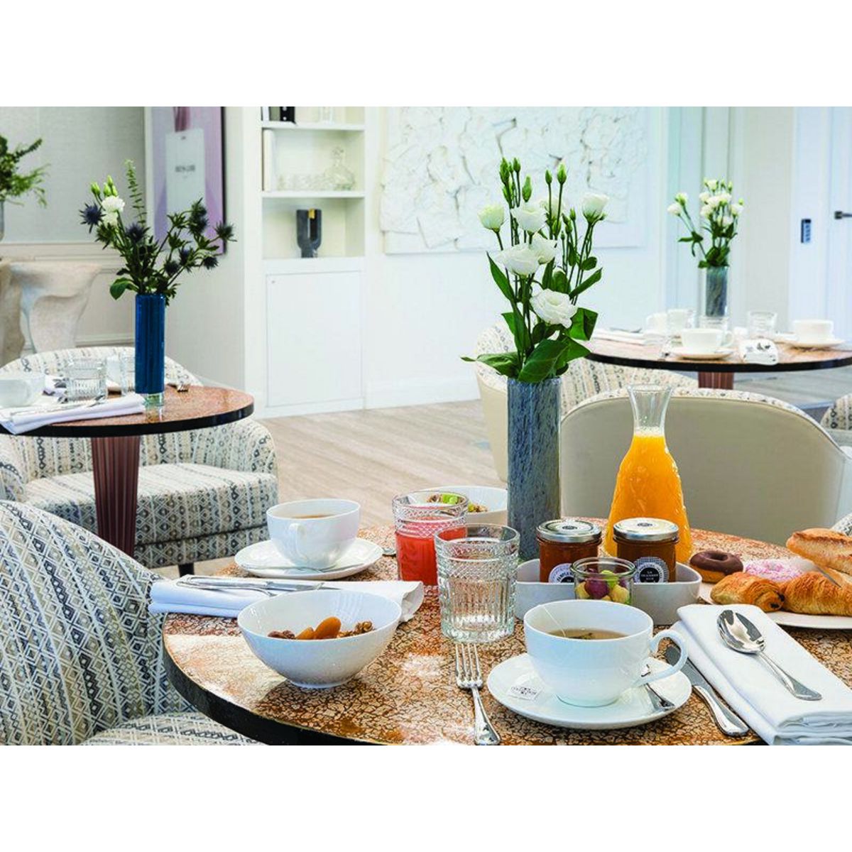 Smartbox Escapade en hôtel 4* à Paris avec accès privatif au spa et coupe de champagne - Coffret Cadeau Séjour