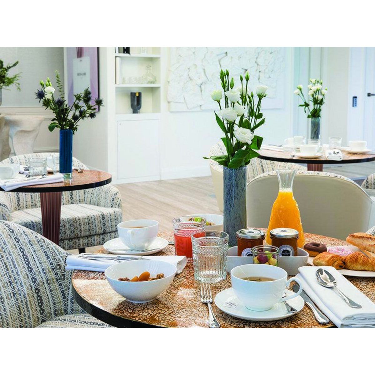 Smartbox Escapade en hôtel 4* à Paris avec accès privatif au spa et coupe de champagne - Coffret Cadeau Séjour