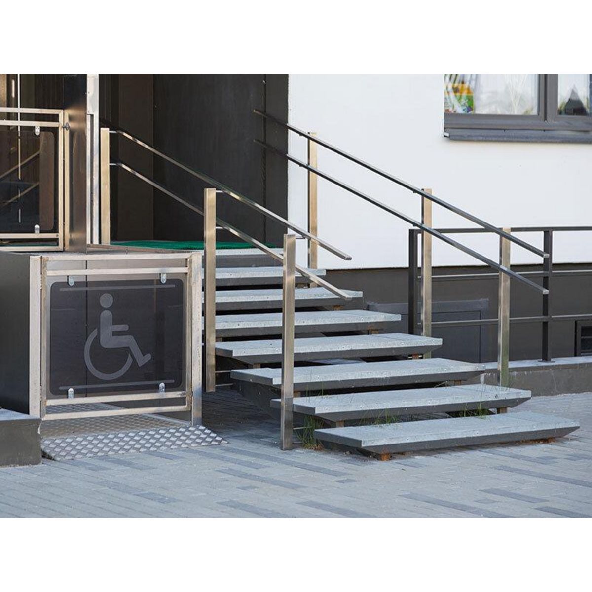 Smartbox Séjour de 2 jours en hôtel avec accès aux personnes à mobilité réduite - Coffret Cadeau Séjour