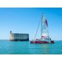 Voir la diapositive 4 : Smartbox Croisière d'1h30 en catamaran pour 2 adultes et 2 enfants au fort Boyard - Coffret Cadeau Sport & Aventure
