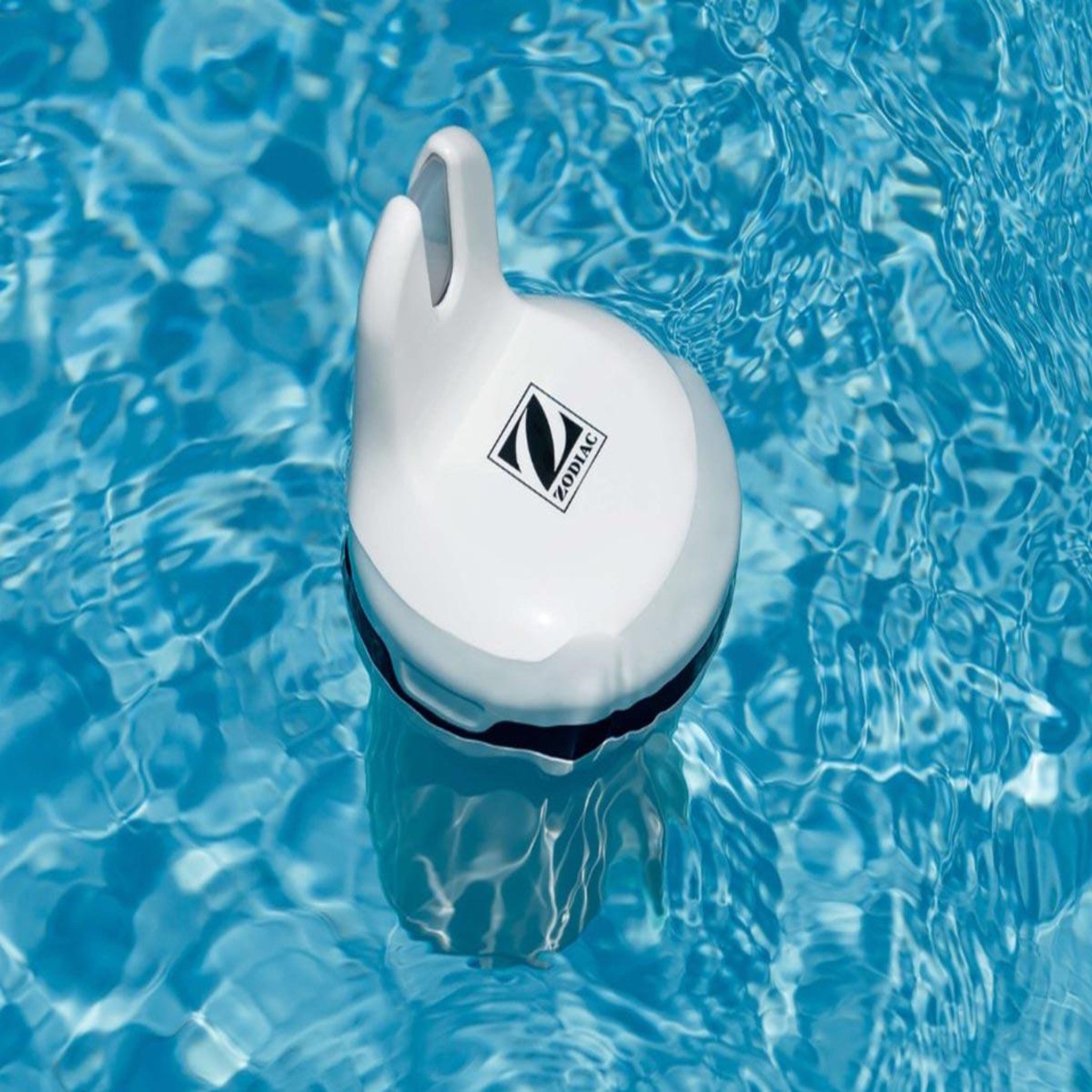 Voir la diapositive 4 : Astral Piscines Analyseur de piscine connecté blue connect silver - astral pool