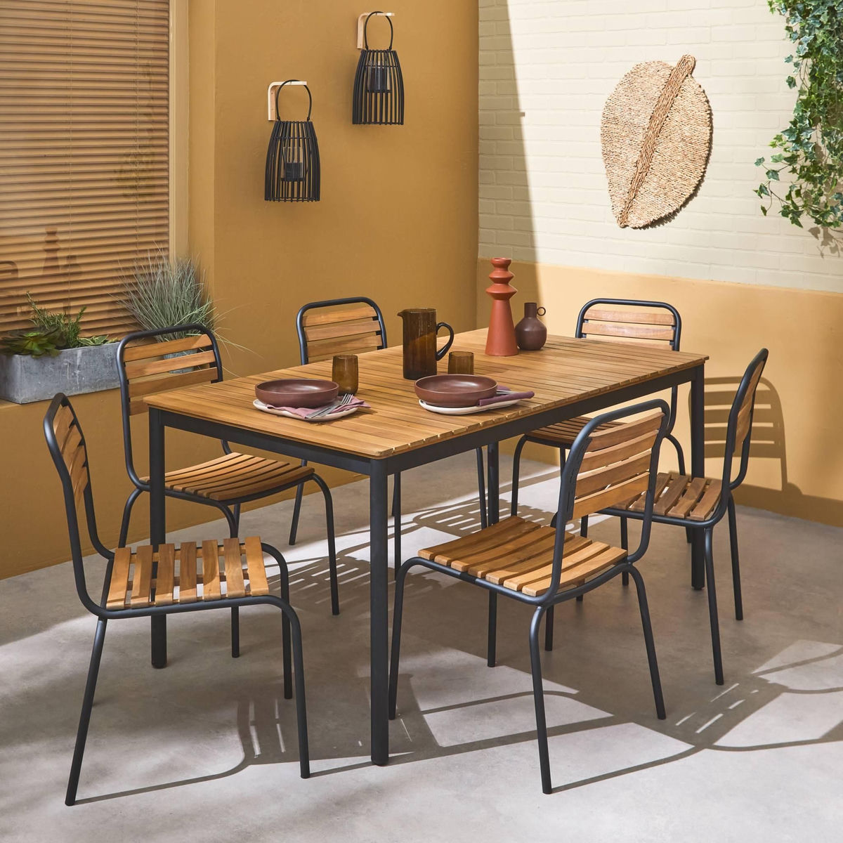 SWEEEK Table de jardin bois d'acacia et acier + 6 assises TABARA. acier et bois d'acacia FSP