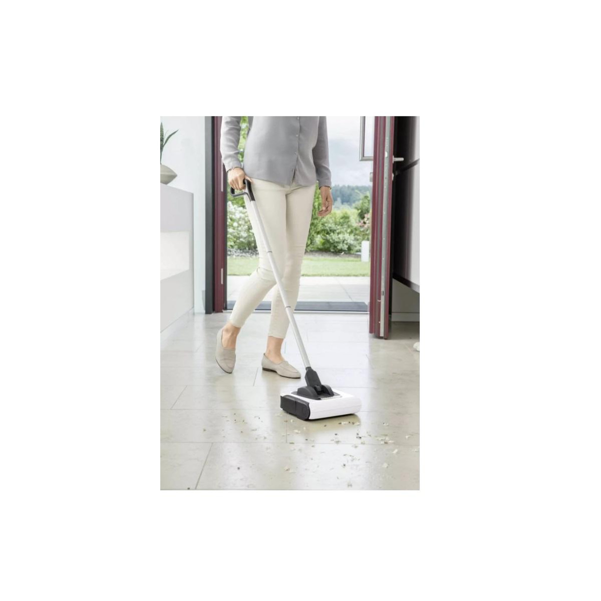Voir la diapositive 2 : KARCHER Balai électrique blanc - KB5