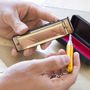Voir la diapositive 5 : Kikkerland Harmonica à faire soi-même