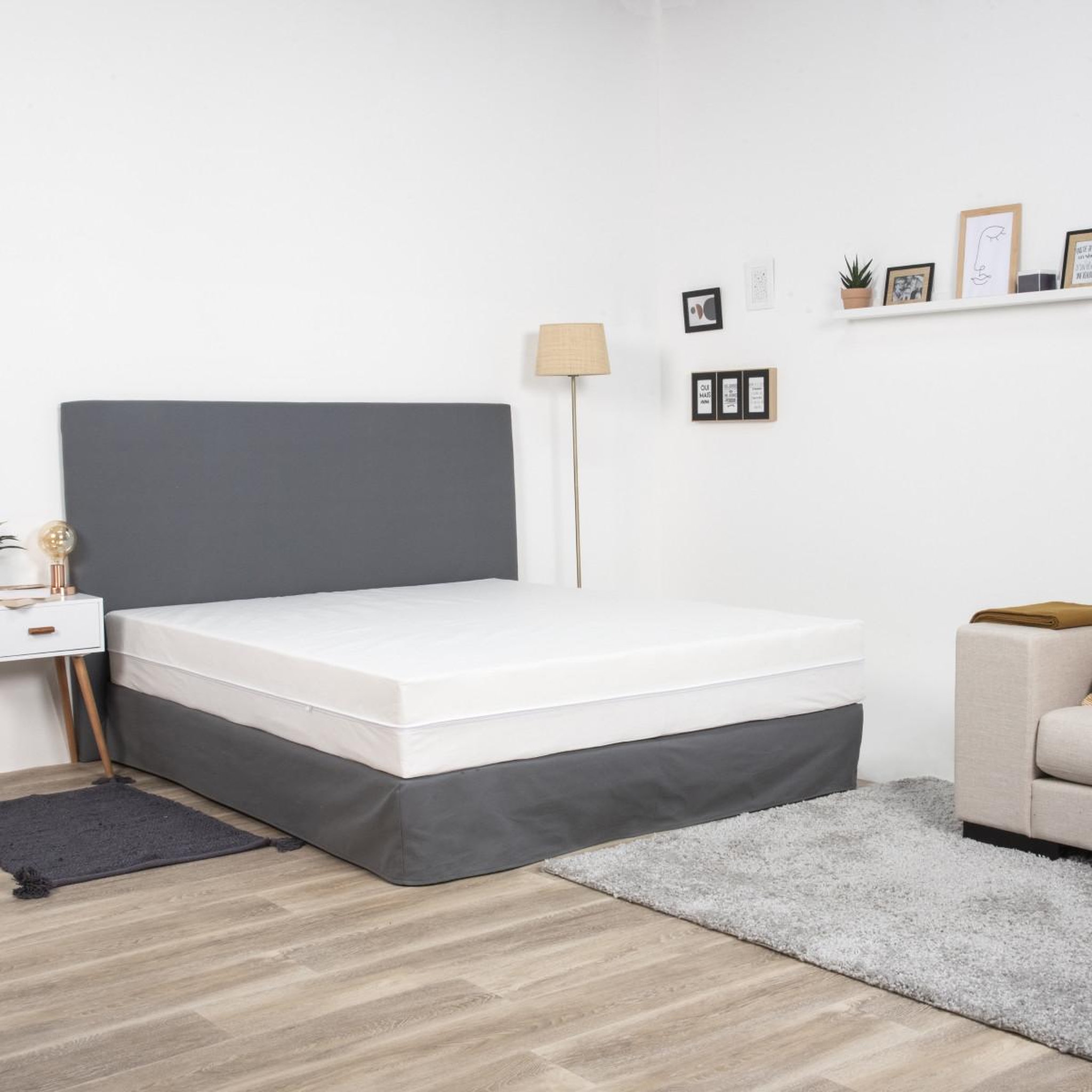 Voir la diapositive 3 : FUTURE HOME Housse intégrale anti punaise de lit