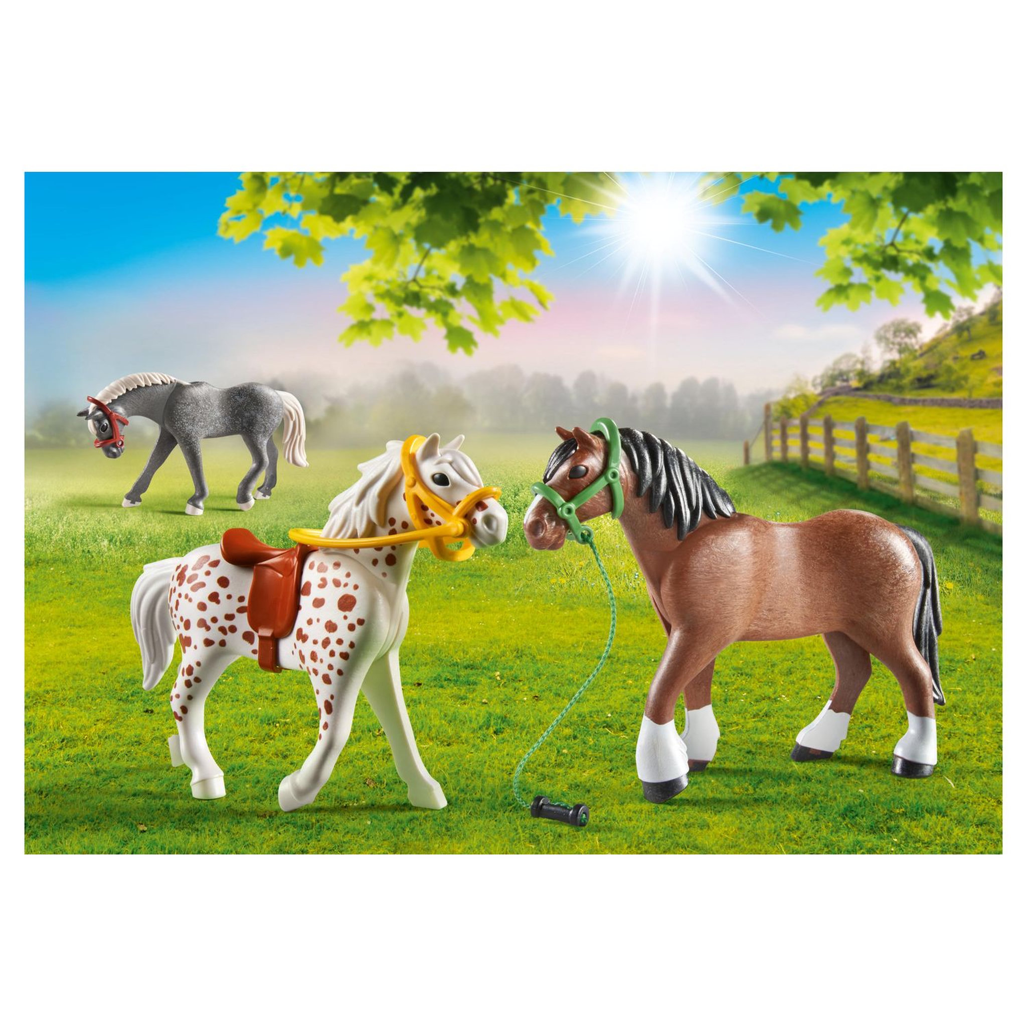 Voir la diapositive 3 : PLAYMOBIL Country 70683 - 3 chevaux