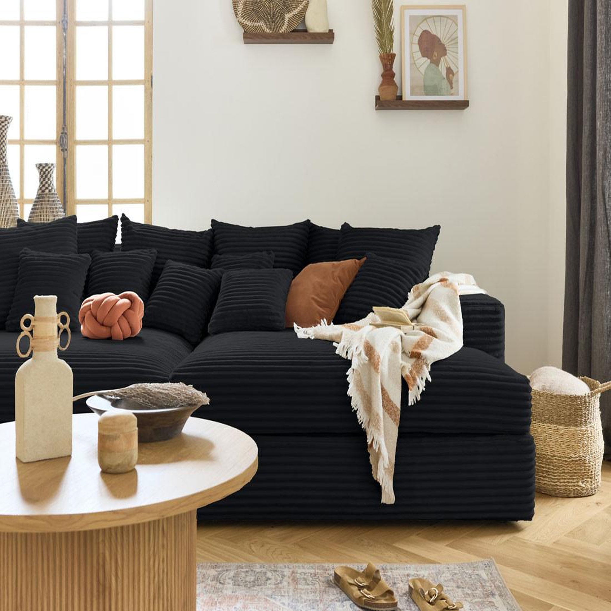 Voir la diapositive 3 : LISA DESIGN Collins - canapé droit 4 places avec double méridienne - assise profonde - velours côtelé grosses côtes