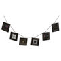 Voir la diapositive 1 : ATMOSPHERA Guirlande Noire 6 Photos à suspendre modèle Flower - 96 cm