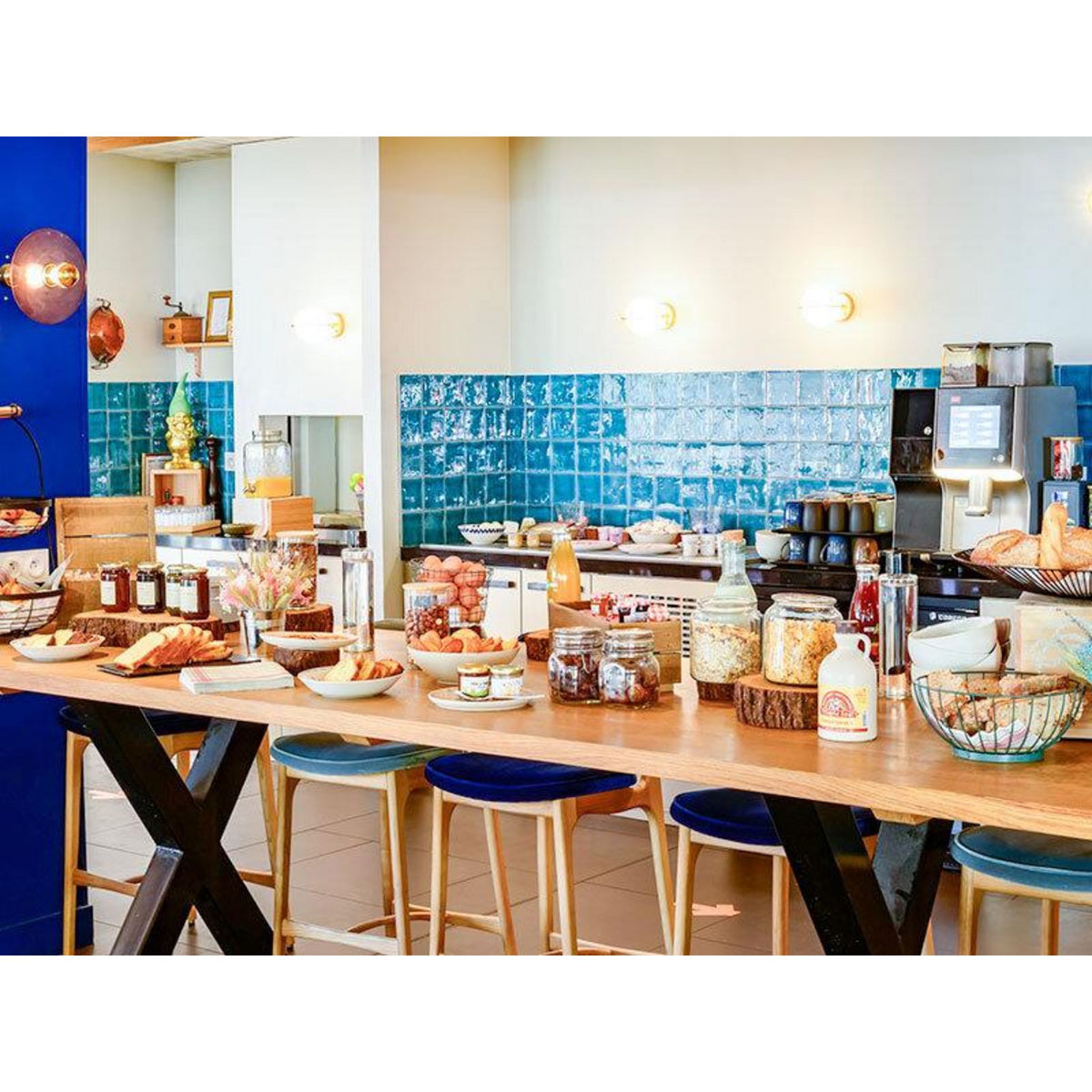 Smartbox Séjour d'exception à Orléans : 2 jours en hôtel 4* avec journée d'accès au centre de balnéothérapie - Coffret Cadeau Séjour