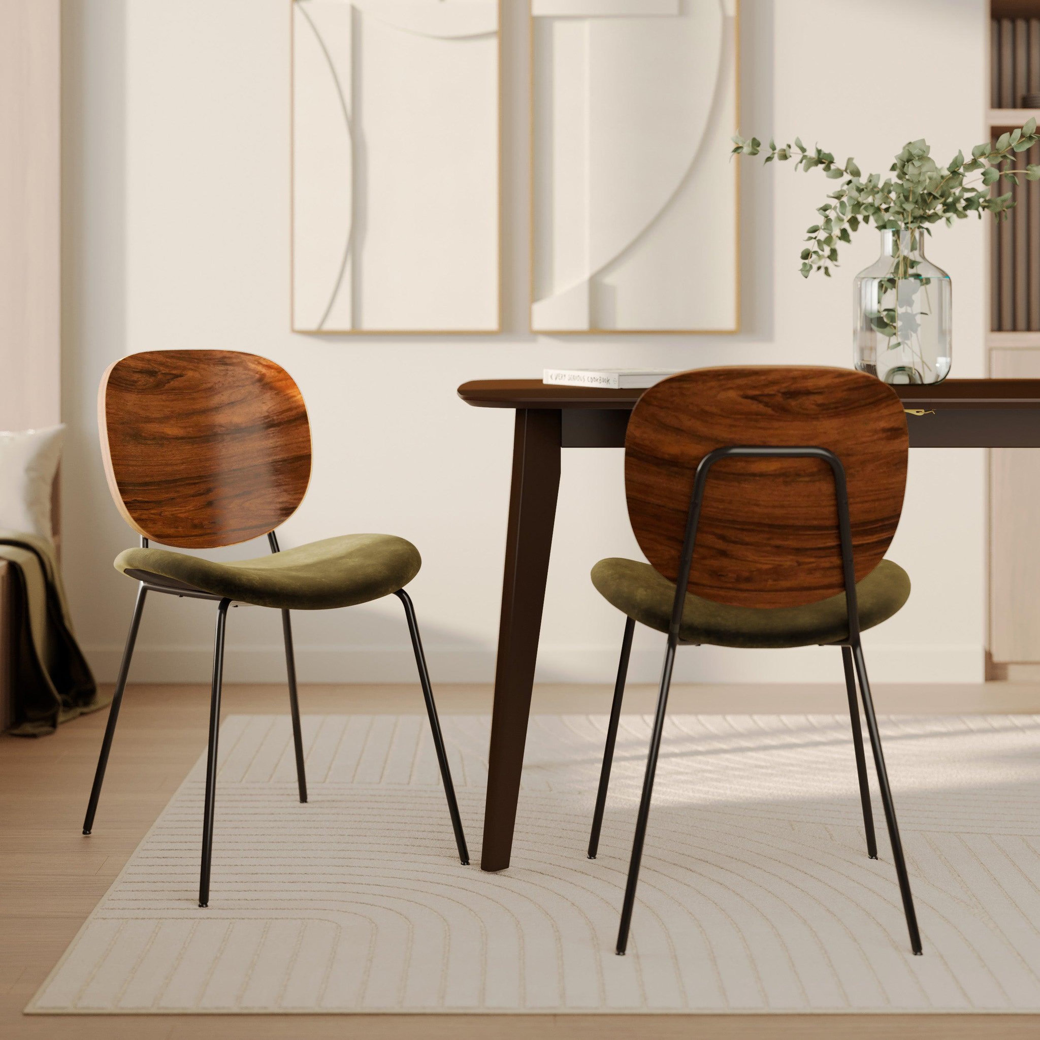 Voir la diapositive 2 : MAISON PAVANE Lot de 2 chaises en velours vert kaki-simone