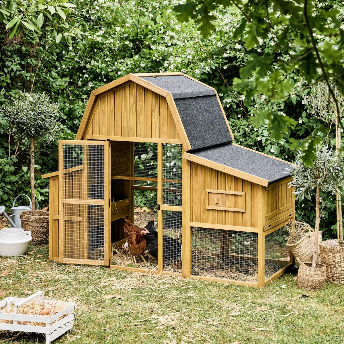 SWEEEK Poulailler 6 poules bois de sapin - 195.5 x 90 x 152.5 cm - Gasconne