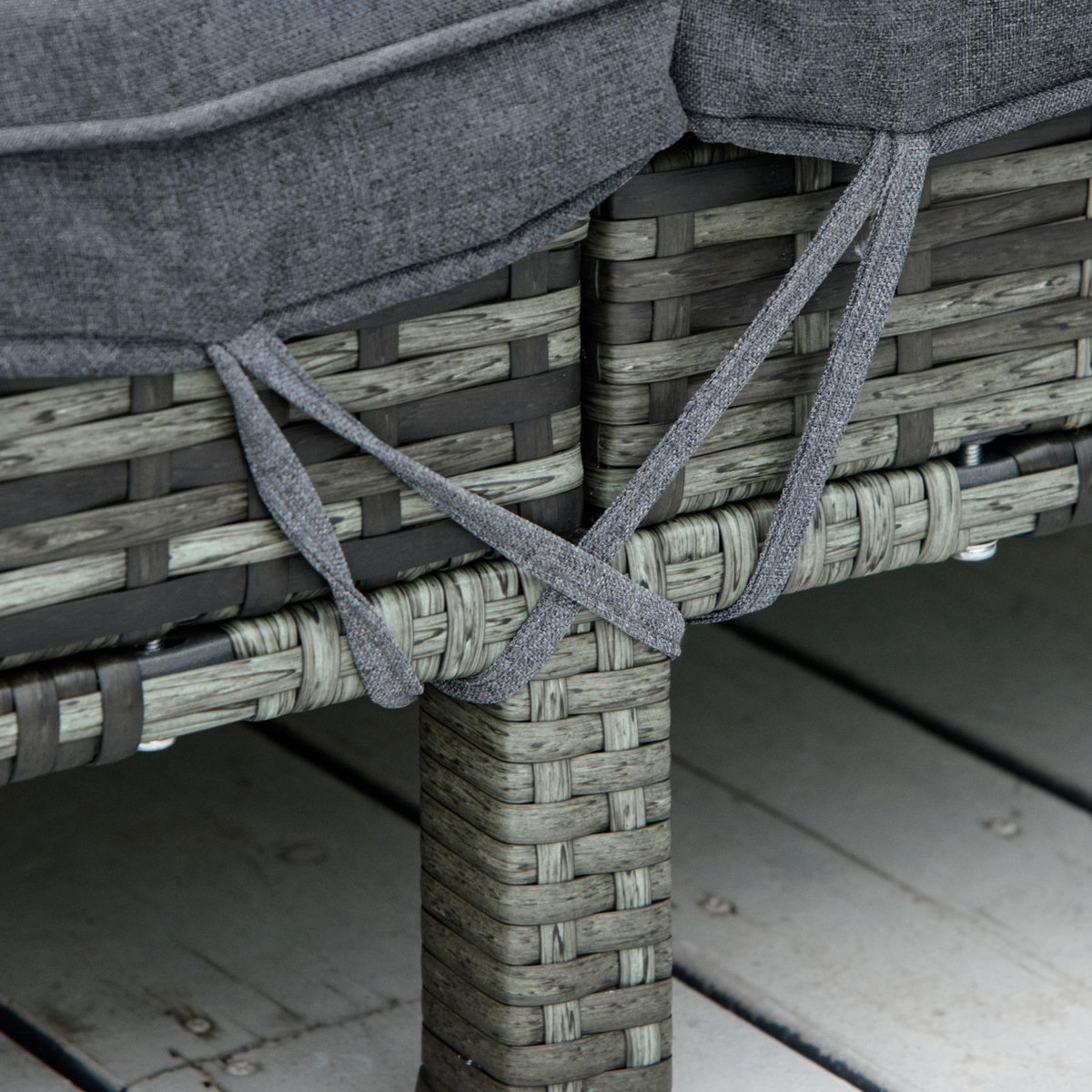 OUTSUNNY Bain de soleil transat 2 places - grand confort - dossier inclinable multi-positions - matelas fournis - résine tressée gris