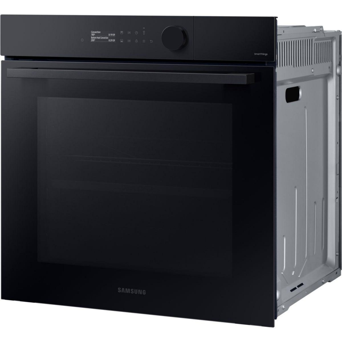 Samsung Four encastrable fonction vapeur NV7B5675WAK