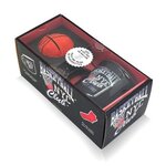 BASKETBALL NYC CLUB. COFFRET AVEC 1 MUG, 1 LIVRET ET 1 PAIRE DE CHAUSSETTES, Larousse