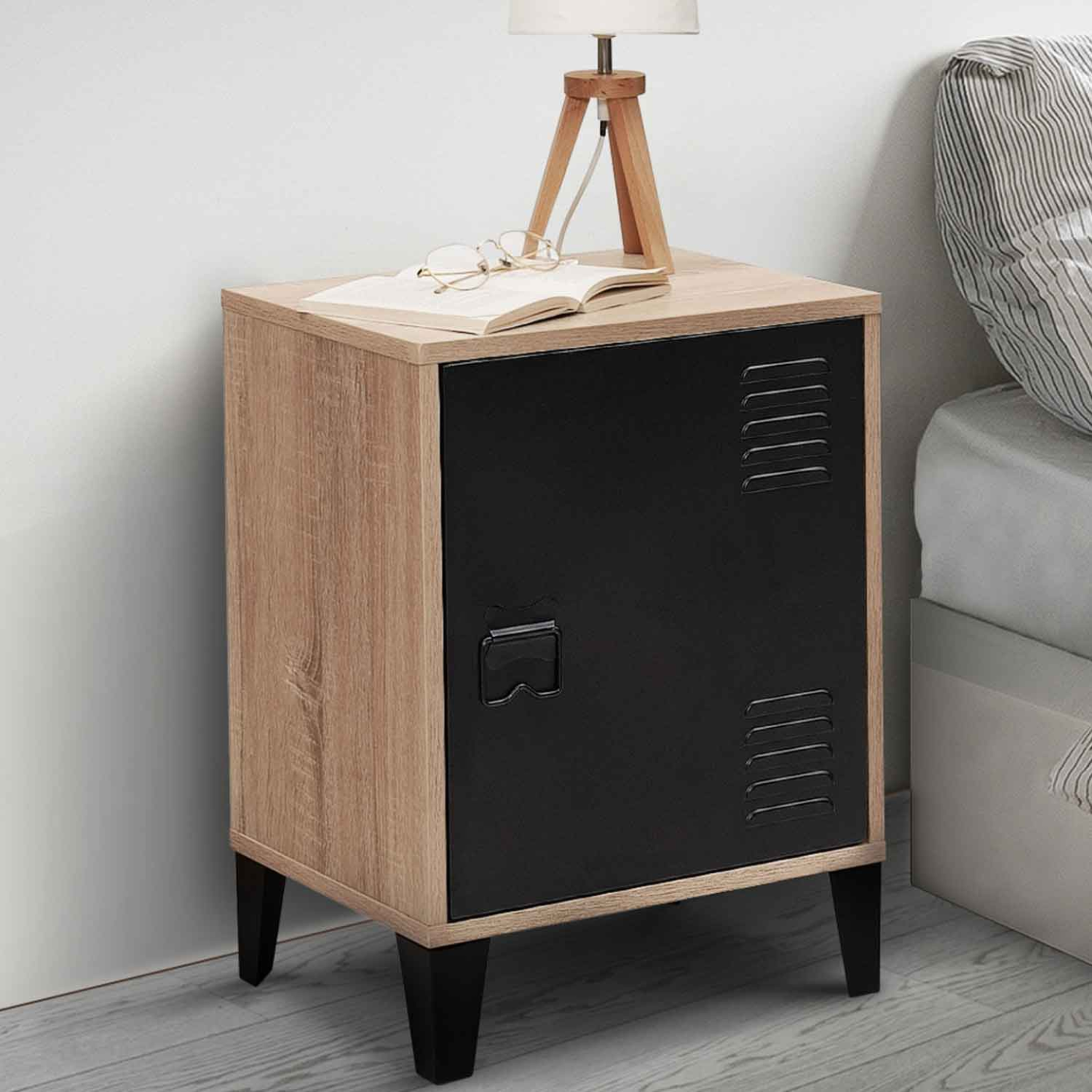Voir la diapositive 2 : ID MARKET Table de chevet ester effet bois 1 porte métal noir design industriel