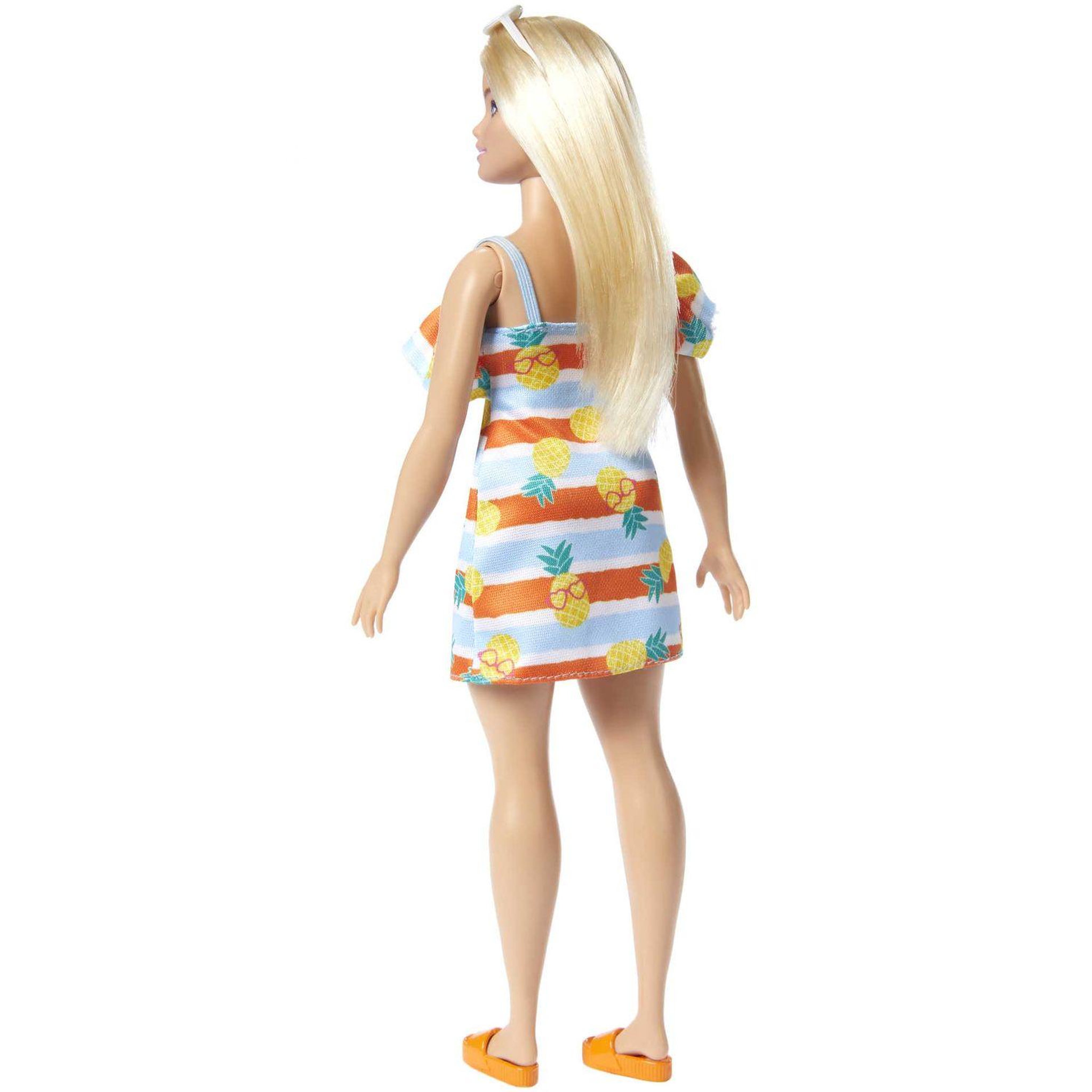 Voir la diapositive 4 : MATTEL Poupée Barbie aime l'océan Blonde