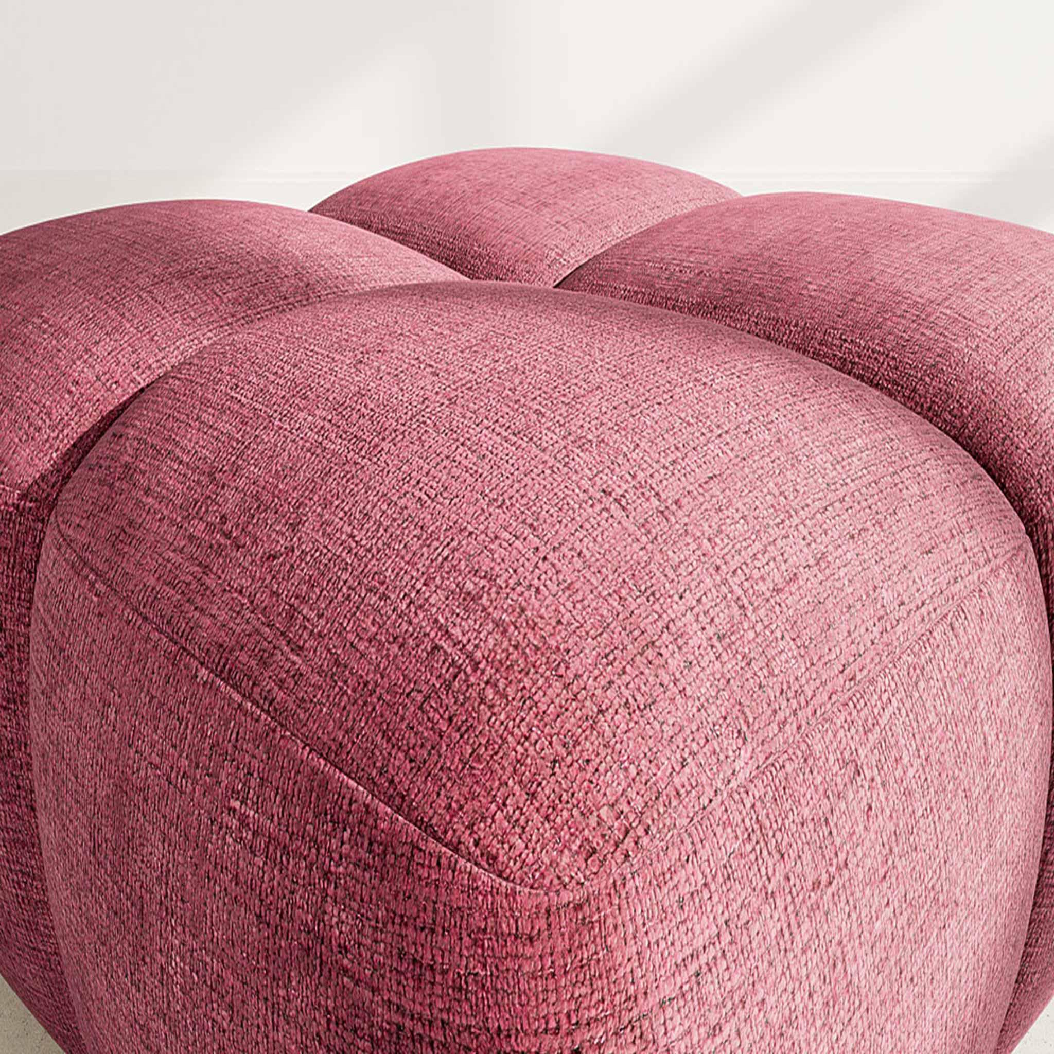 Voir la diapositive 4 : LISA DESIGN Grace - pouf en velours texturé