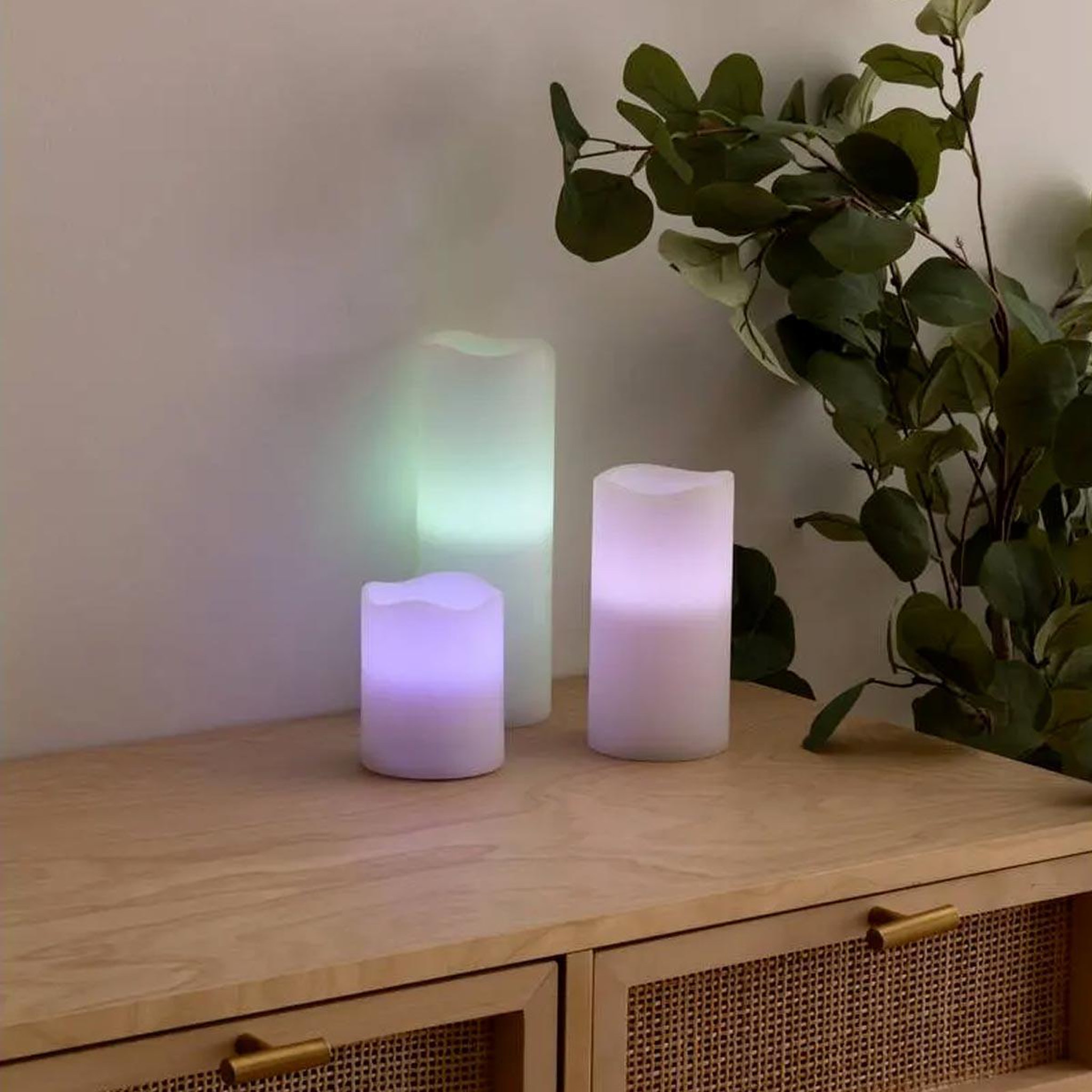 Voir la diapositive 3 : ATMOSPHERA Lot de 3 Bougies LED  12 Couleurs  20cm Multicolore