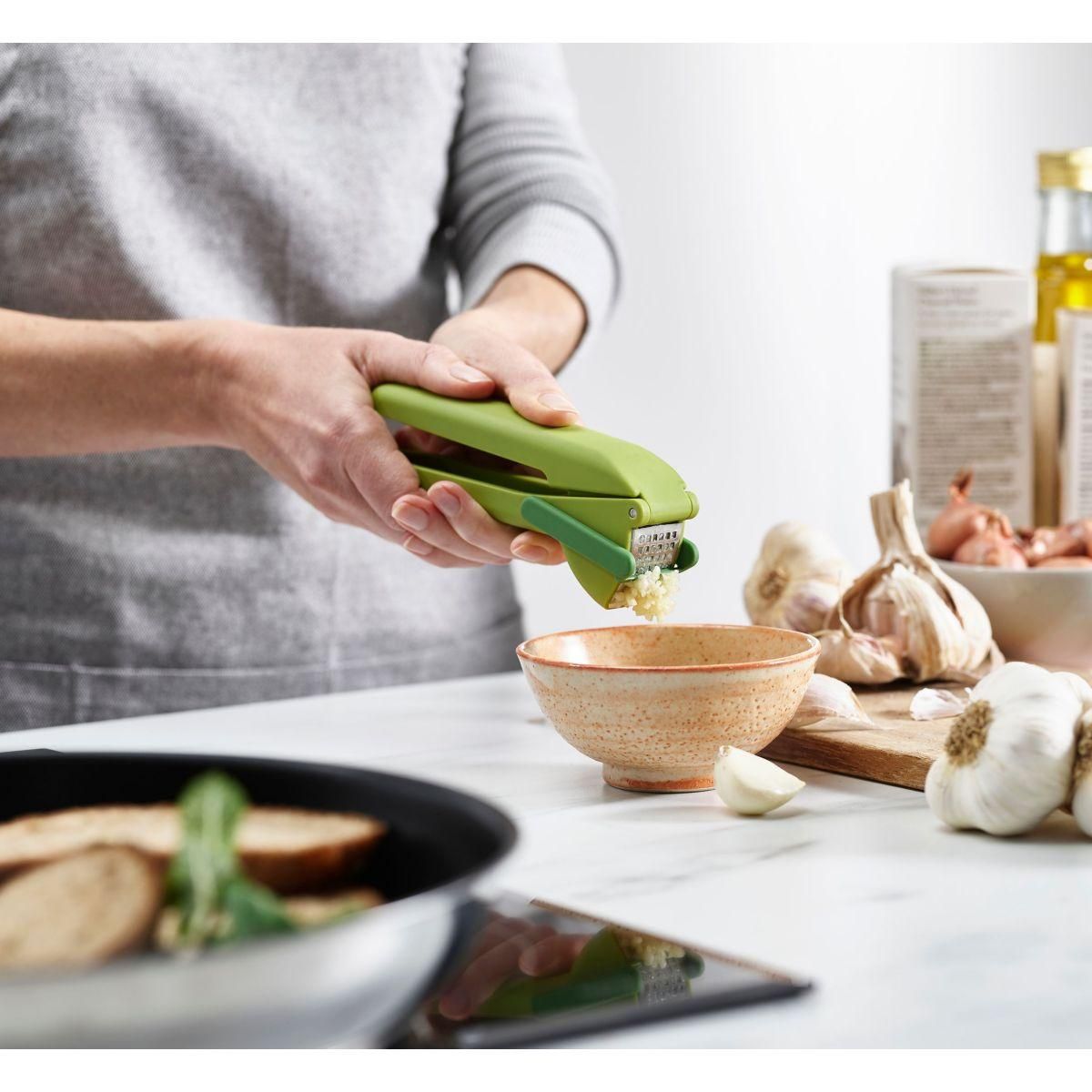 Joseph Joseph Presse ail avec lame essuie glace CleanForce