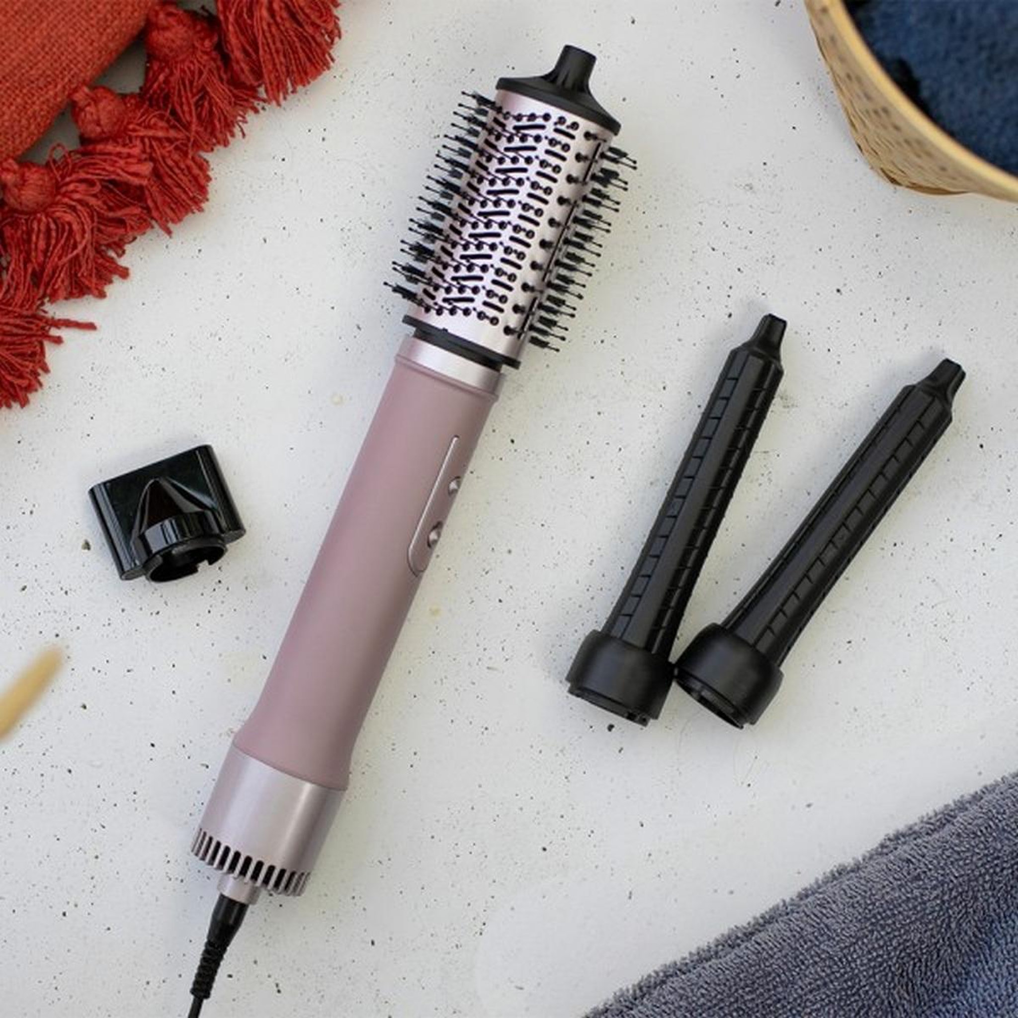 Voir la diapositive 2 : LIVOO Multistyler 4 en 1 1200w - DOS227P
