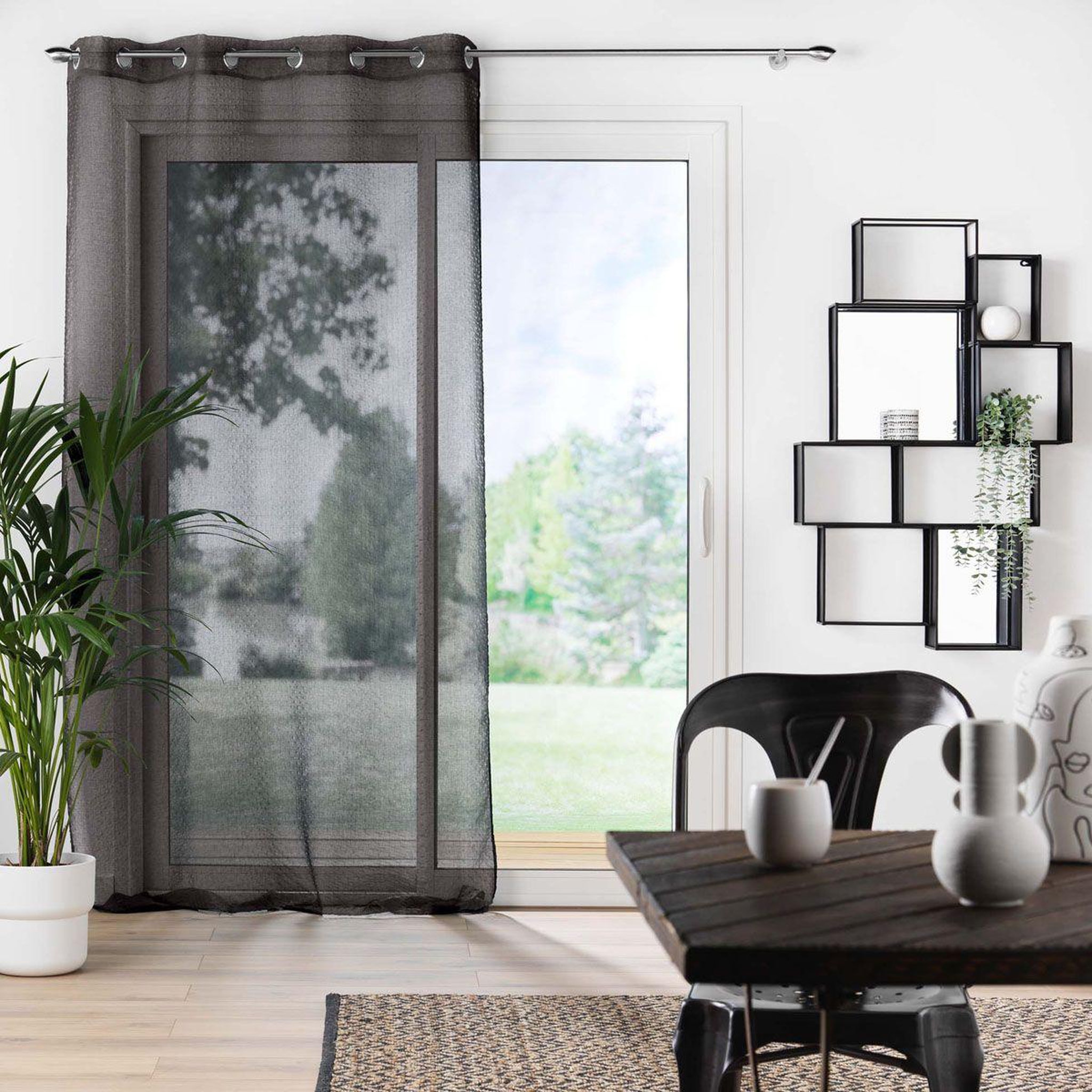 Voir la diapositive 4 : Douceur d'Intérieur Rideau voilage à œillets  amani  140x280cm noir